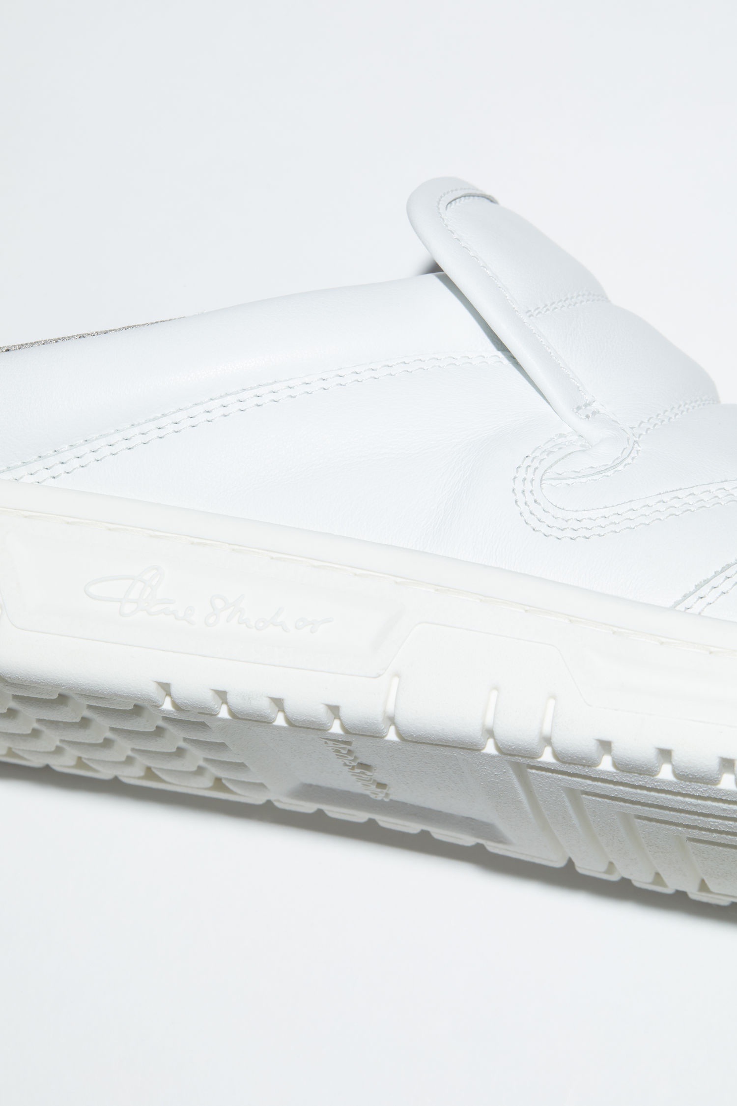 Slip-on sneakers - White - 5