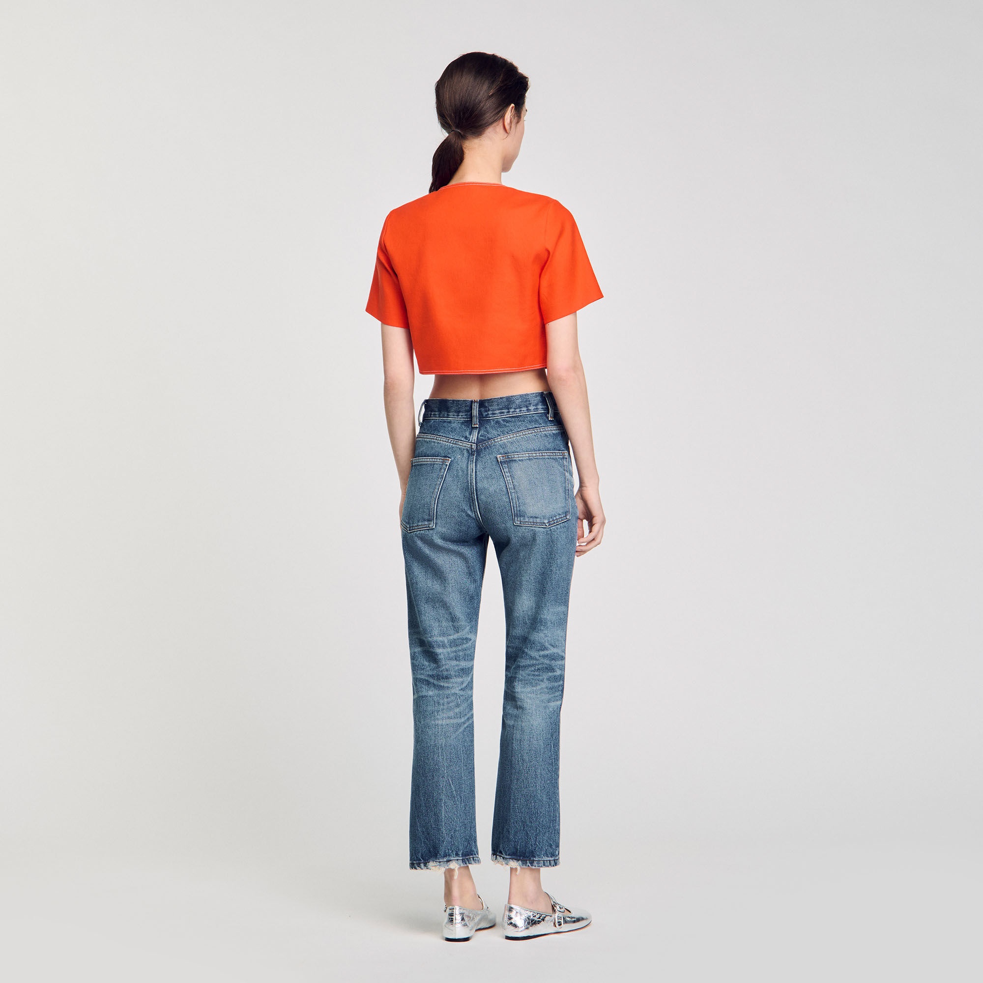 CROP TOP WITH CUTOUT DESIGN - 5