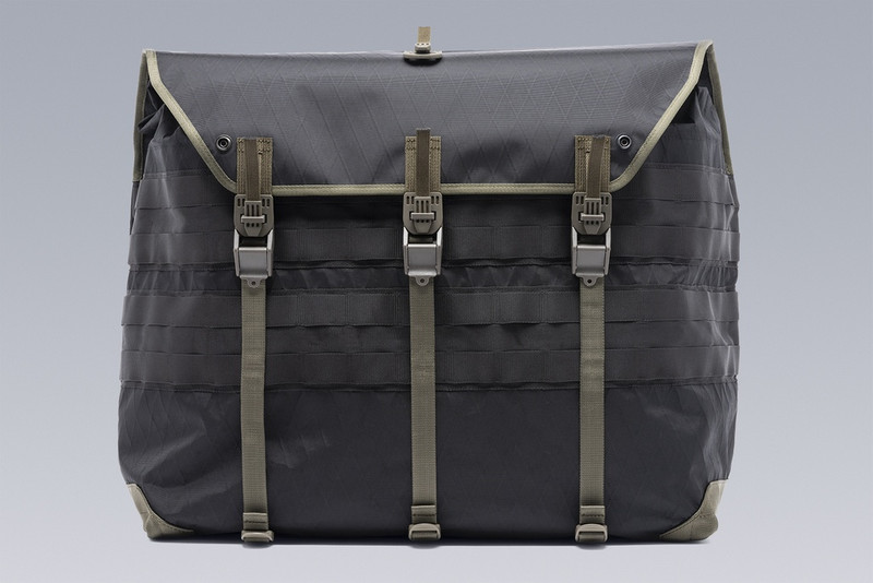 ACRONYM 3A-6TS Tec Sys Messenger Einsatztasche outlook
