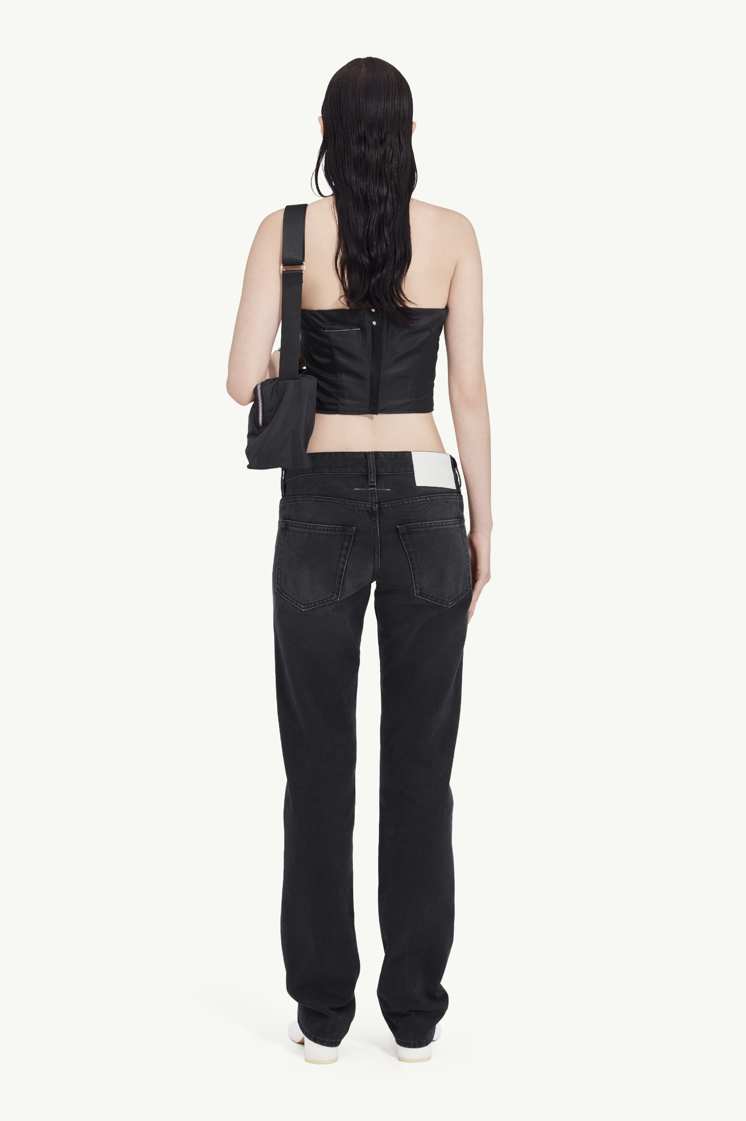 Low-rise straight leg jeans - 4