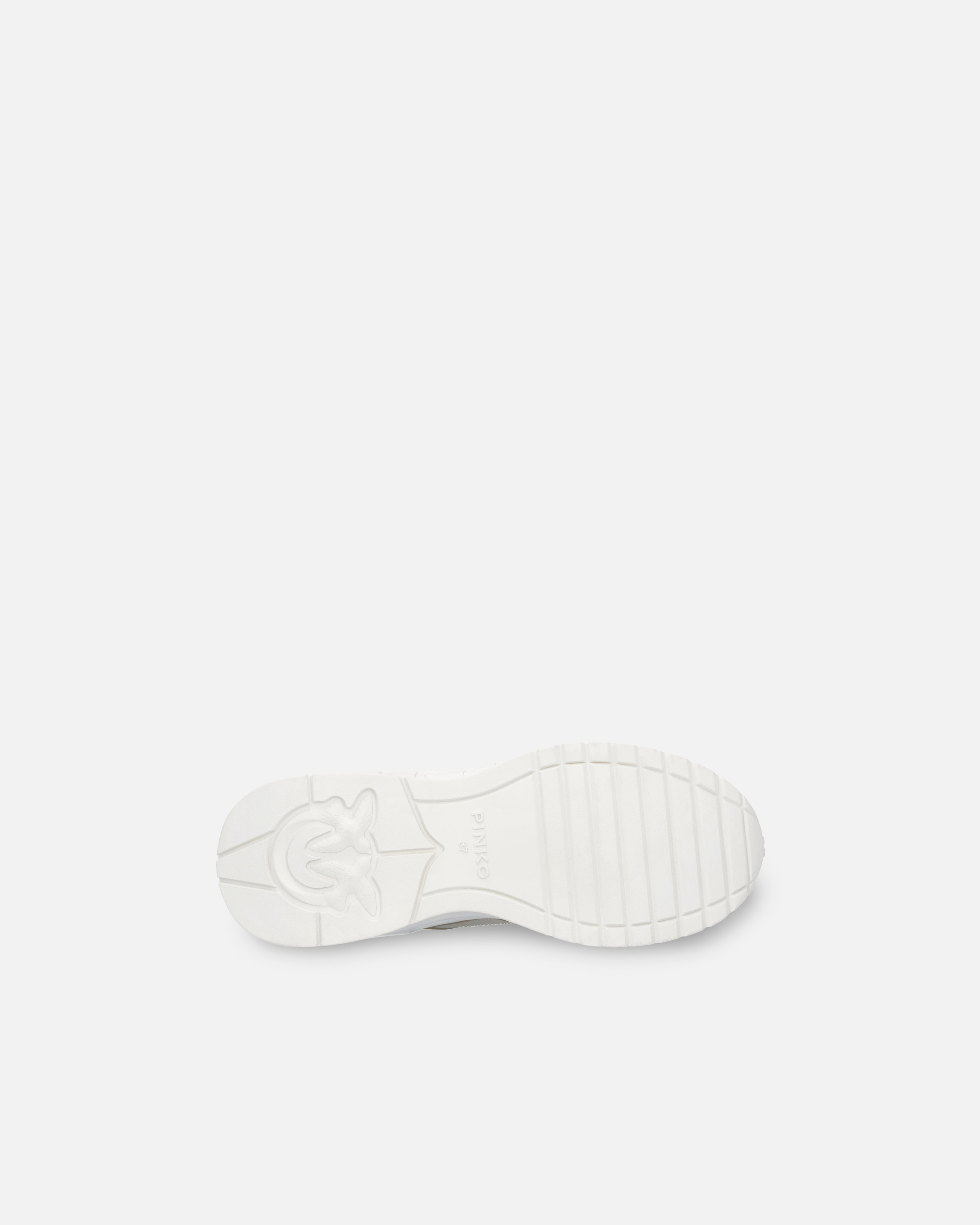 SNEAKERS WITH METALLIC DETAILS - 9