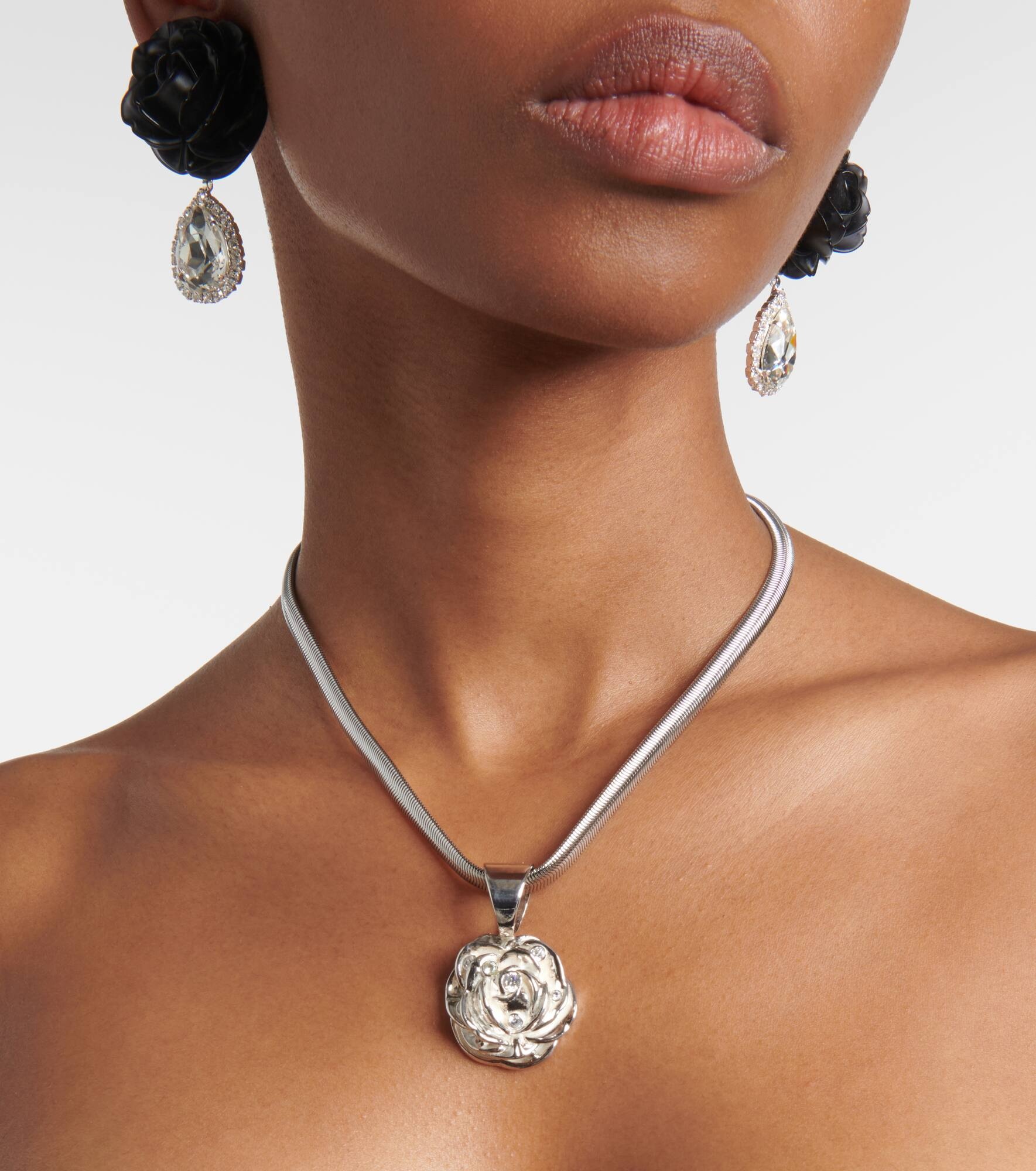 Floral crystal-embellished pendant necklace - 3