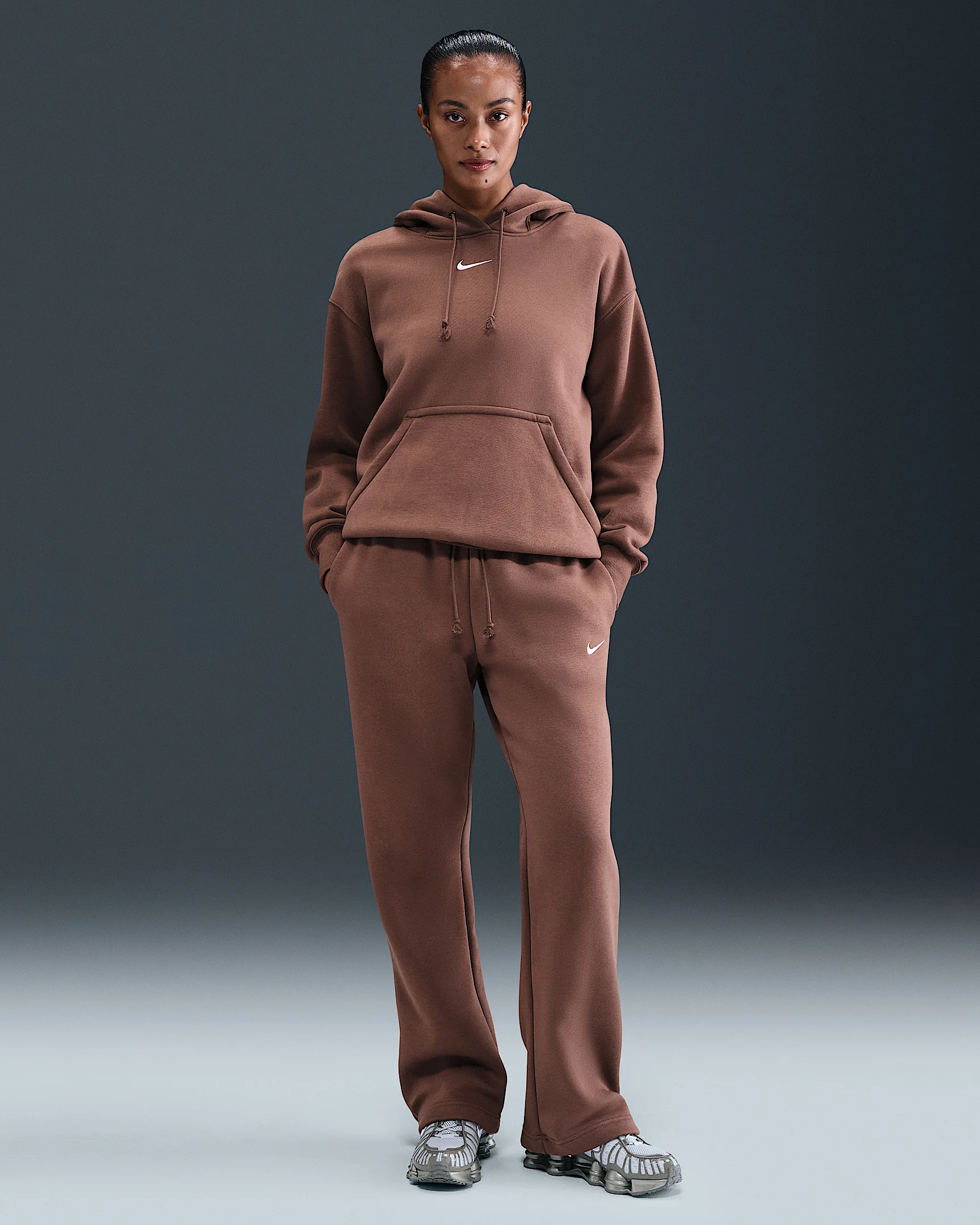 Nike Sportswear Phoenix Fleece Women's Mid-Rise Open-Hem Pants - 1