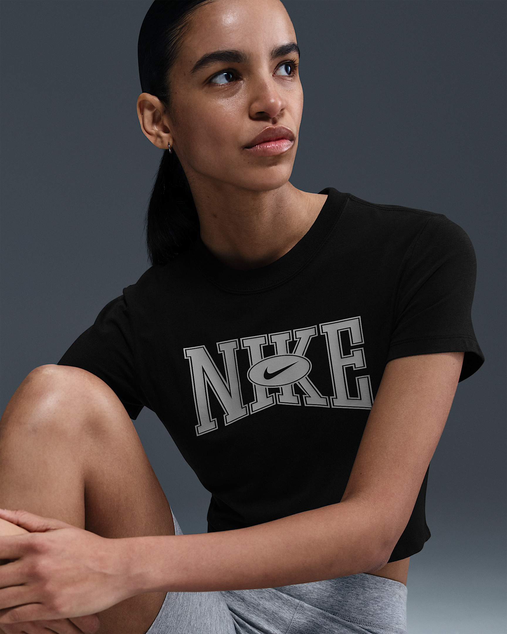 Nike Sportswear Women's Slim Cropped T-Shirt - 3
