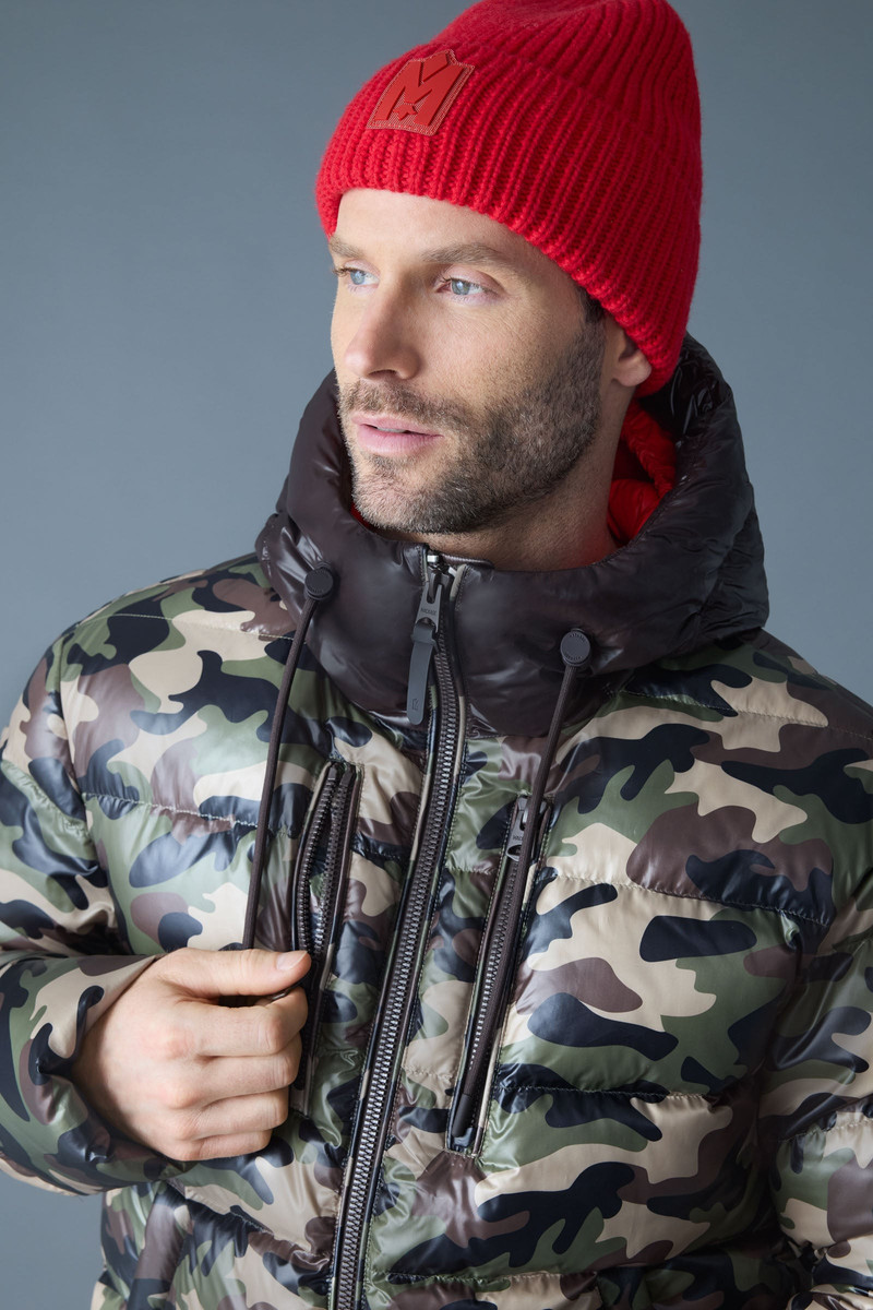 VICTOR-CAMO Light Down Hooded Jacket in Camo 6