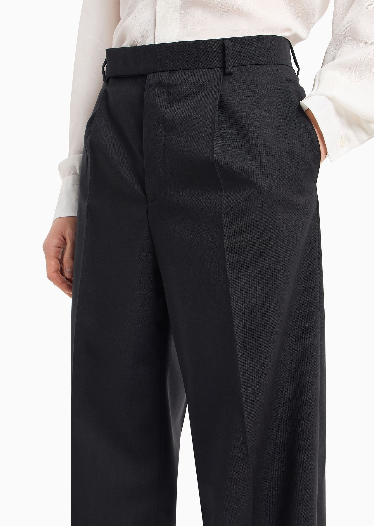 Trousers with a pleat in a natural stretch tropical light wool - 5