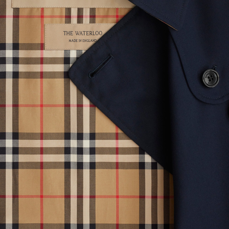 Long Waterloo Heritage Trench Coat 7