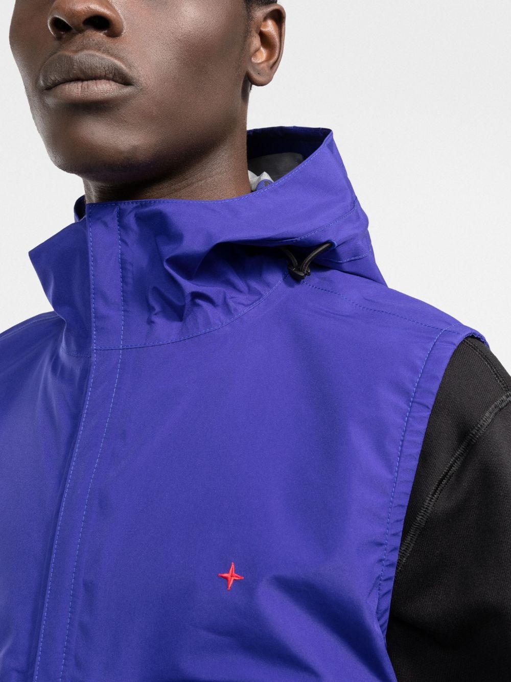 logo-embroidered hooded gilet - 5