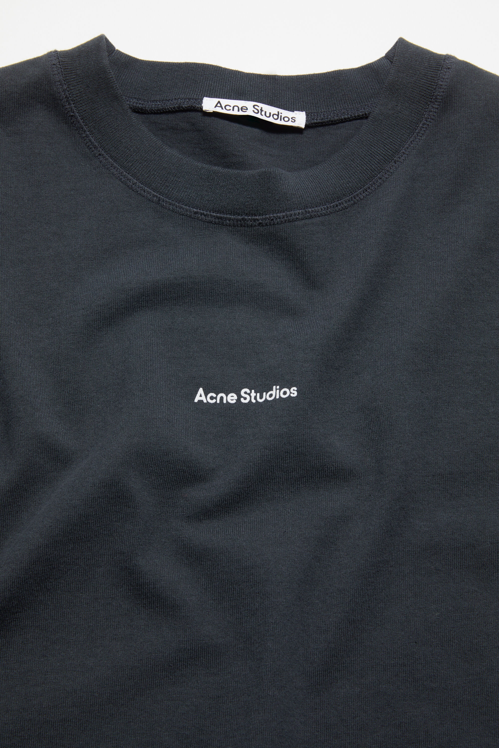 Acne Studios Logo t-shirt - Black | REVERSIBLE