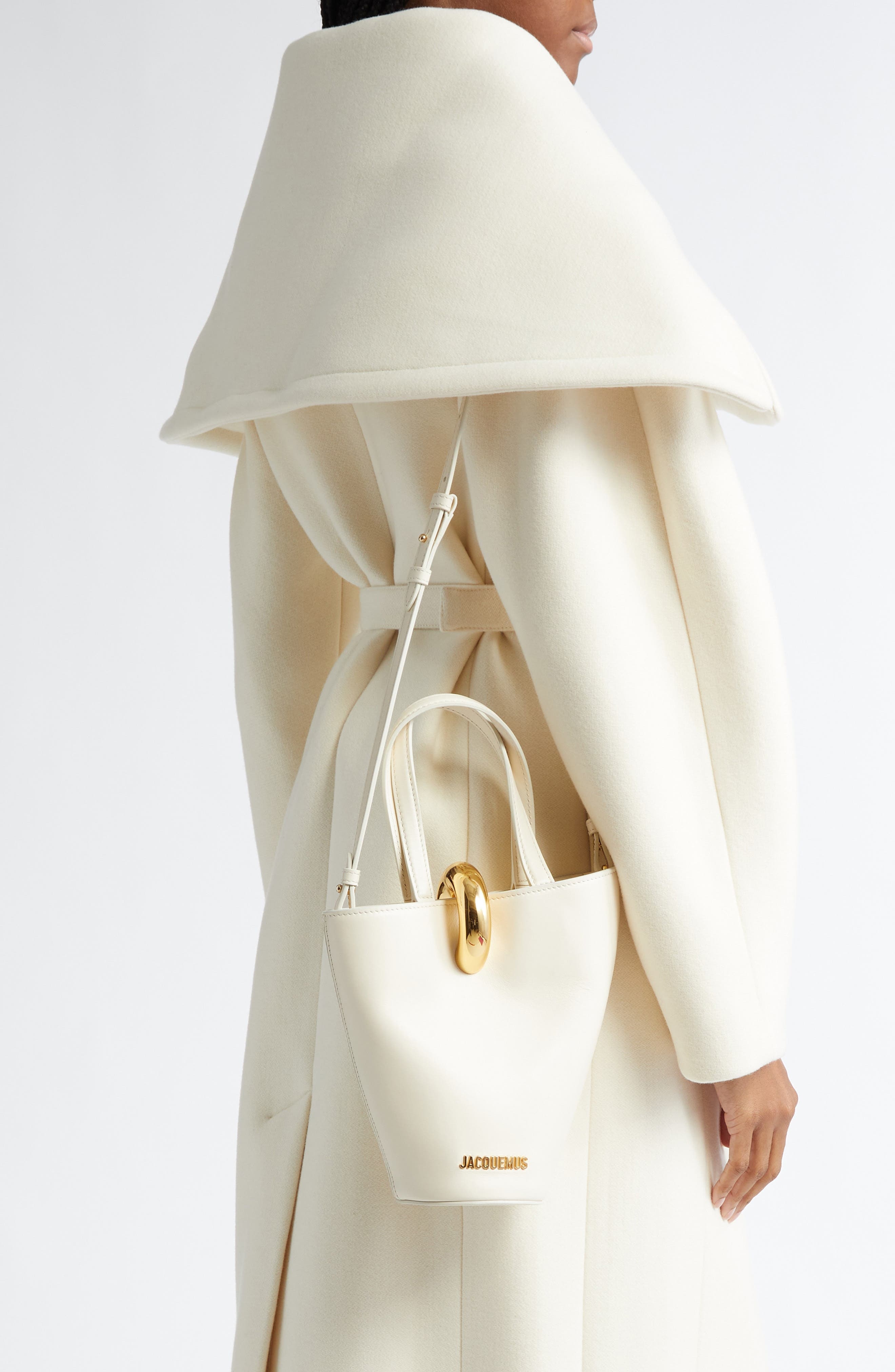 Jacquemus Le Petit Bambola Leather Bucket Bag in Light Ivory 115 at Nordstrom - 2