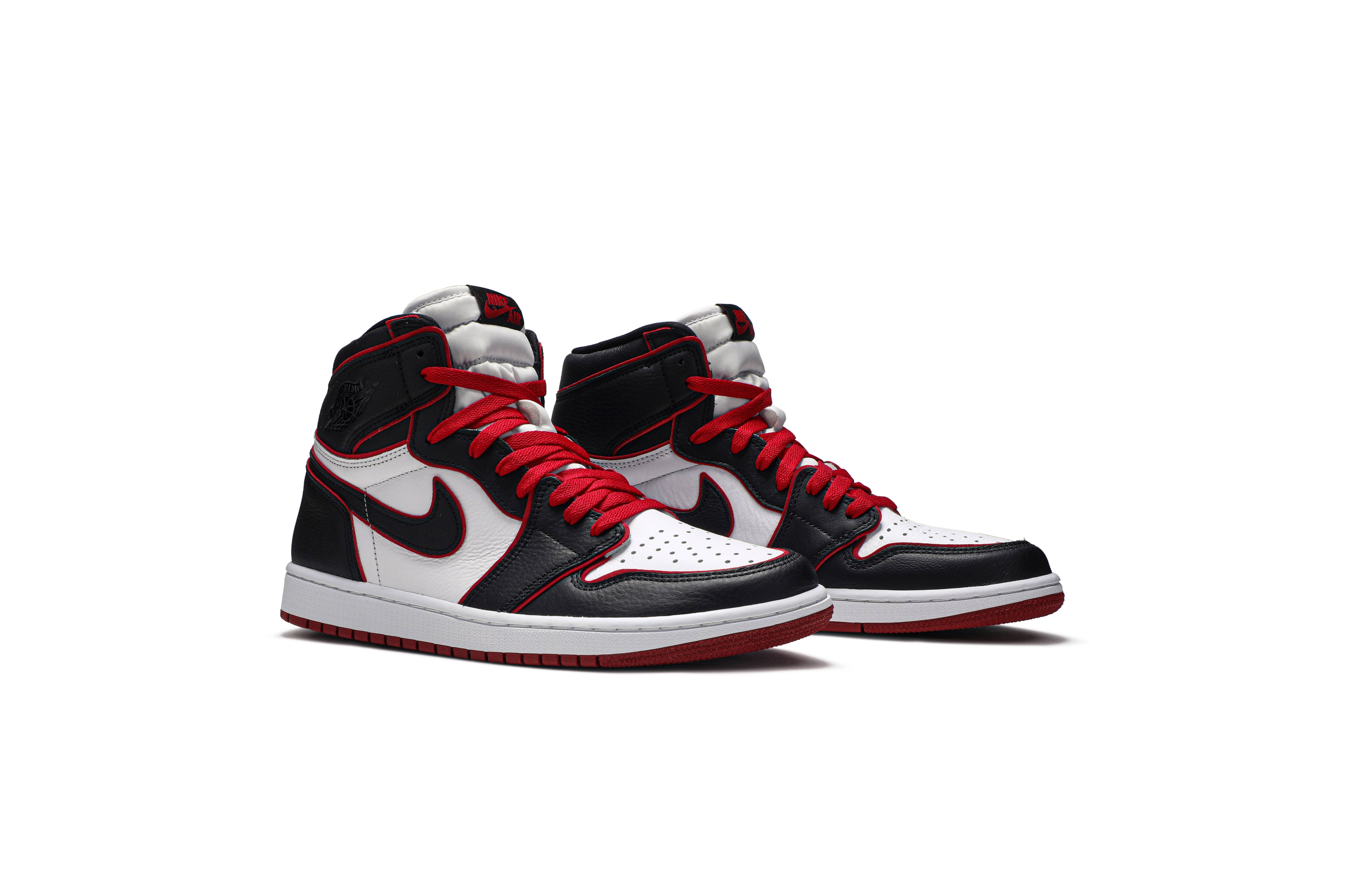 Air Jordan 1 Retro High OG 'Bloodline' - 8