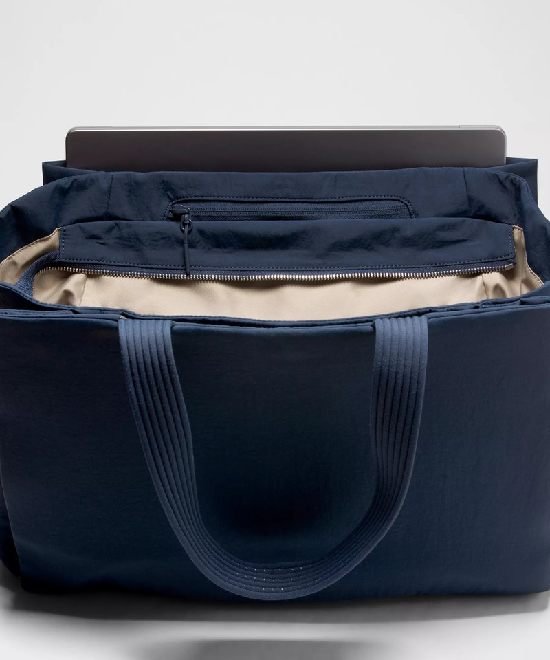 Triple Compartment Tote Bag 18L 4