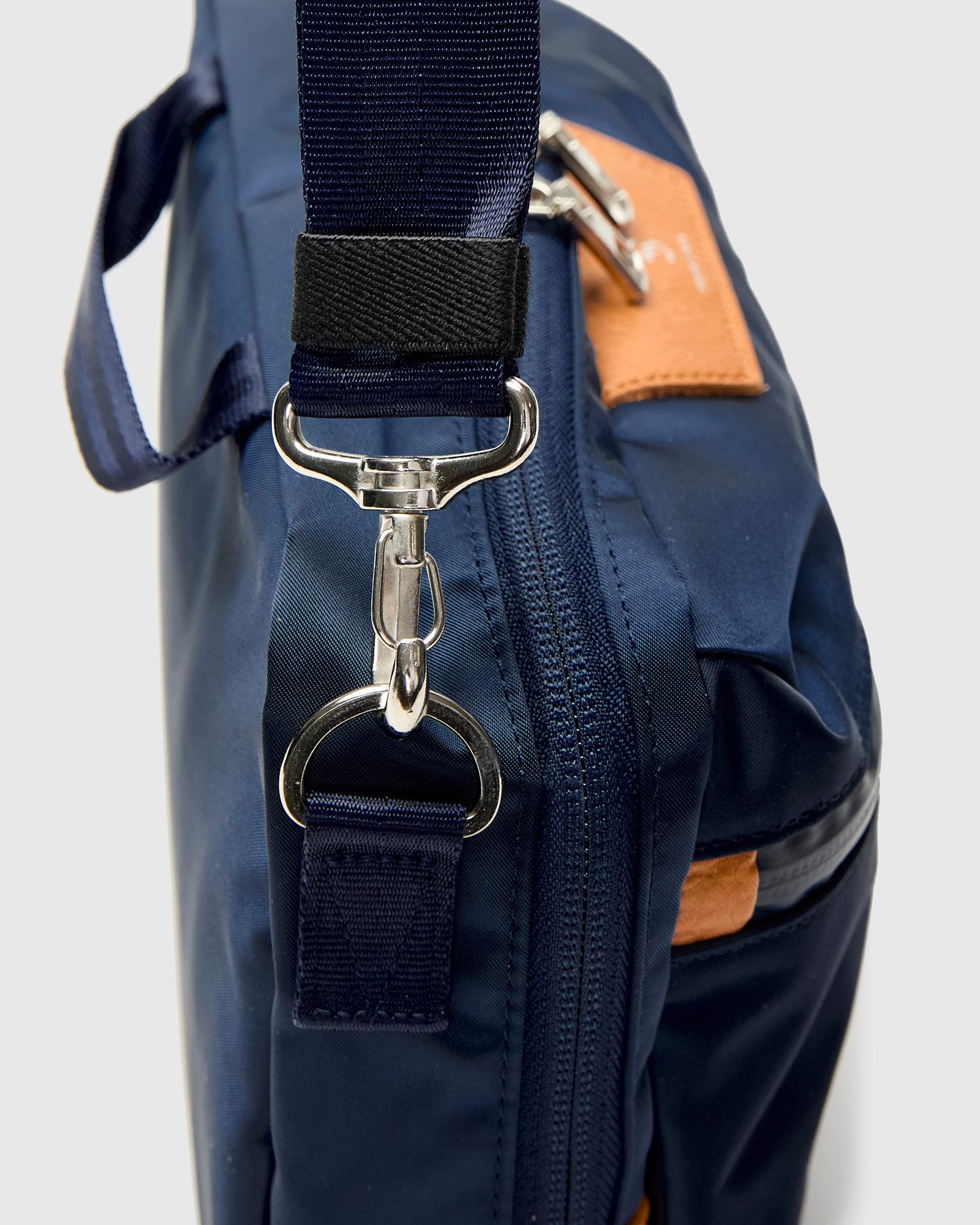 Progress Shoulder Bag in Navy - 4