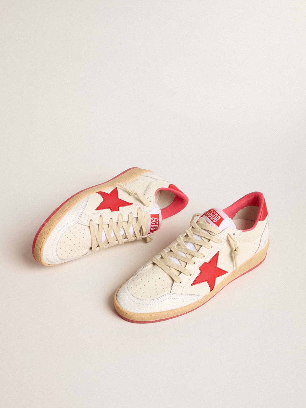 Men’s Ball Star  Wishes in white leather with a red star and heel tab - 3