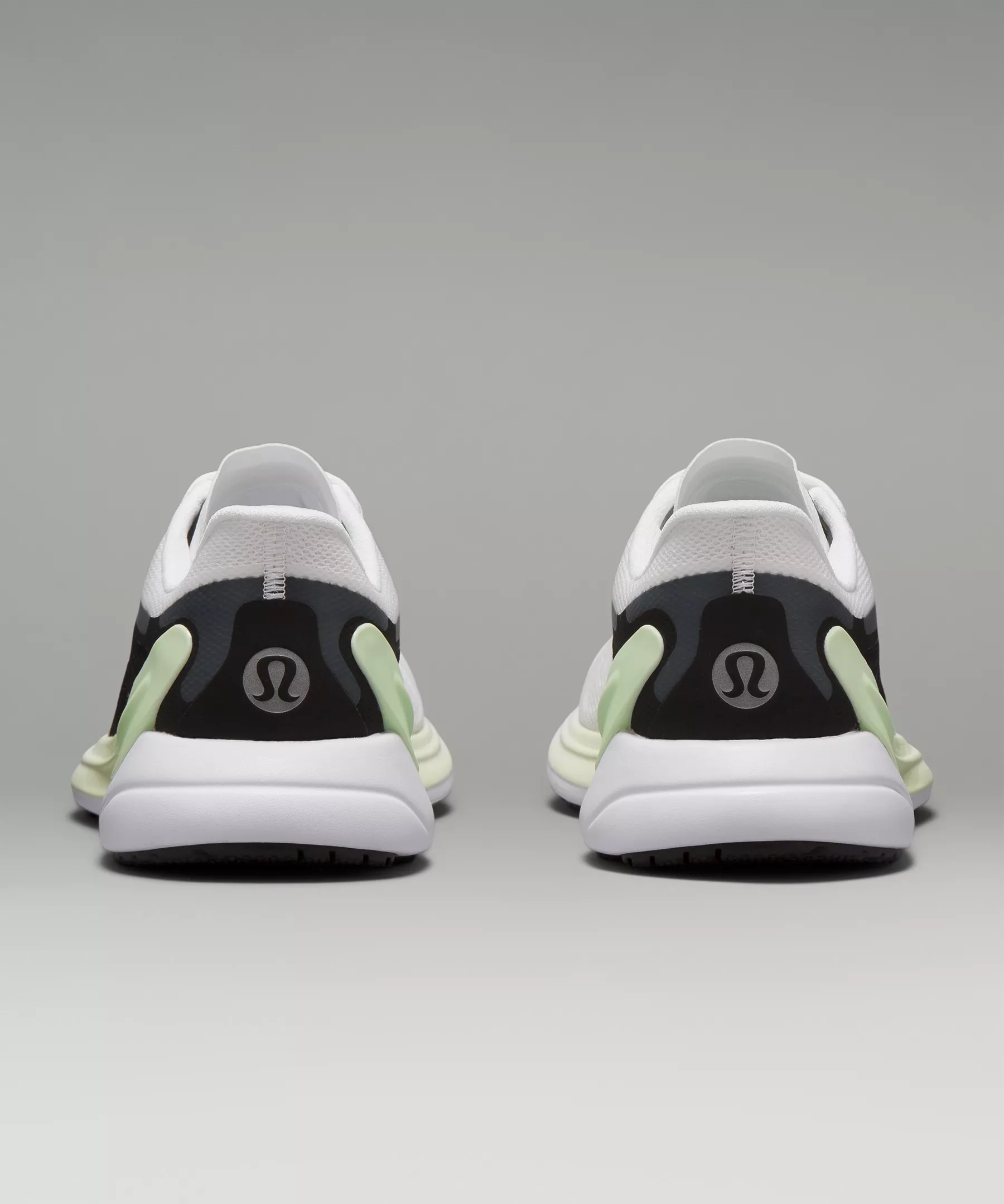 blissfeel 2 Women's Running Shoe - 6