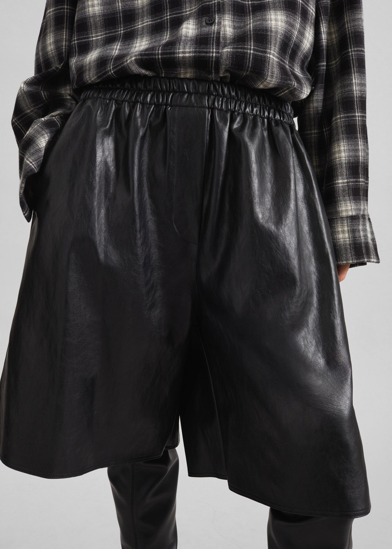 Risarven Faux Leather Bermuda Shorts - Black 5