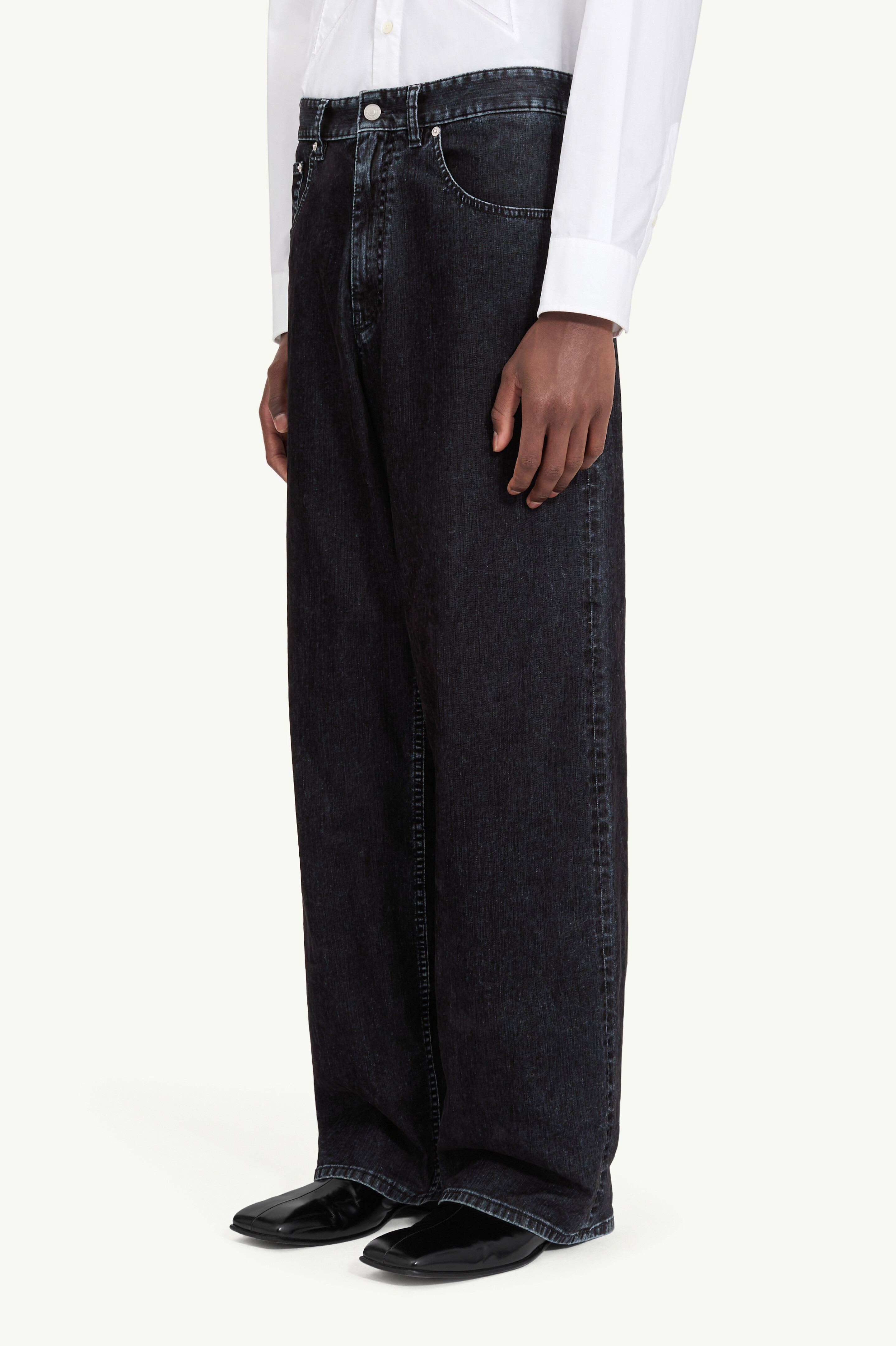 Wide-leg jeans - 4