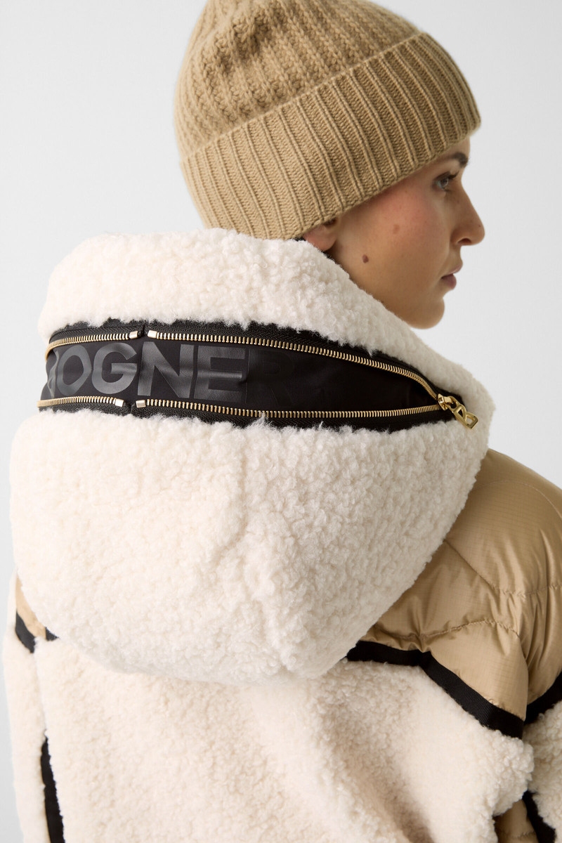 Kora ski jacket in Off-white/beige 6