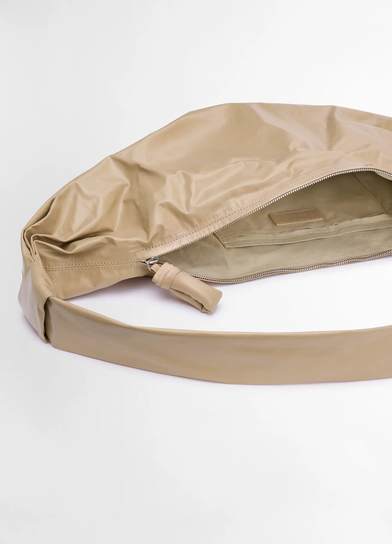 LARGE SOFT CROISSANT 5