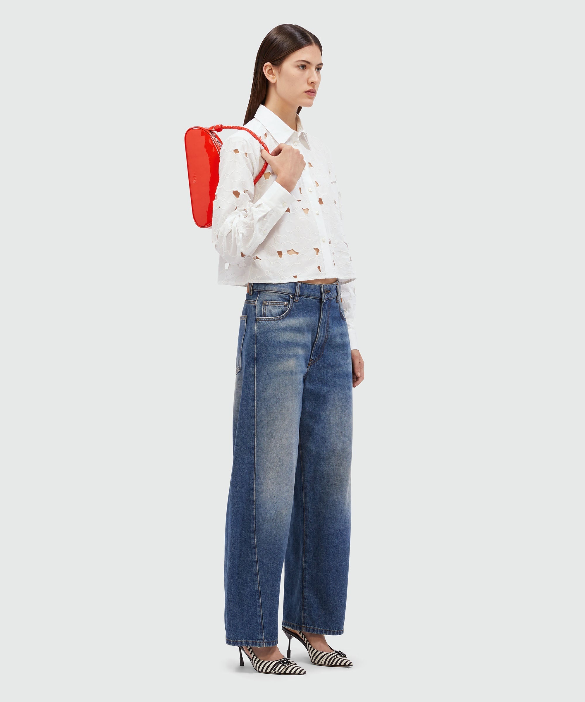 Cropped shirt in white Sangallo cotton - 4