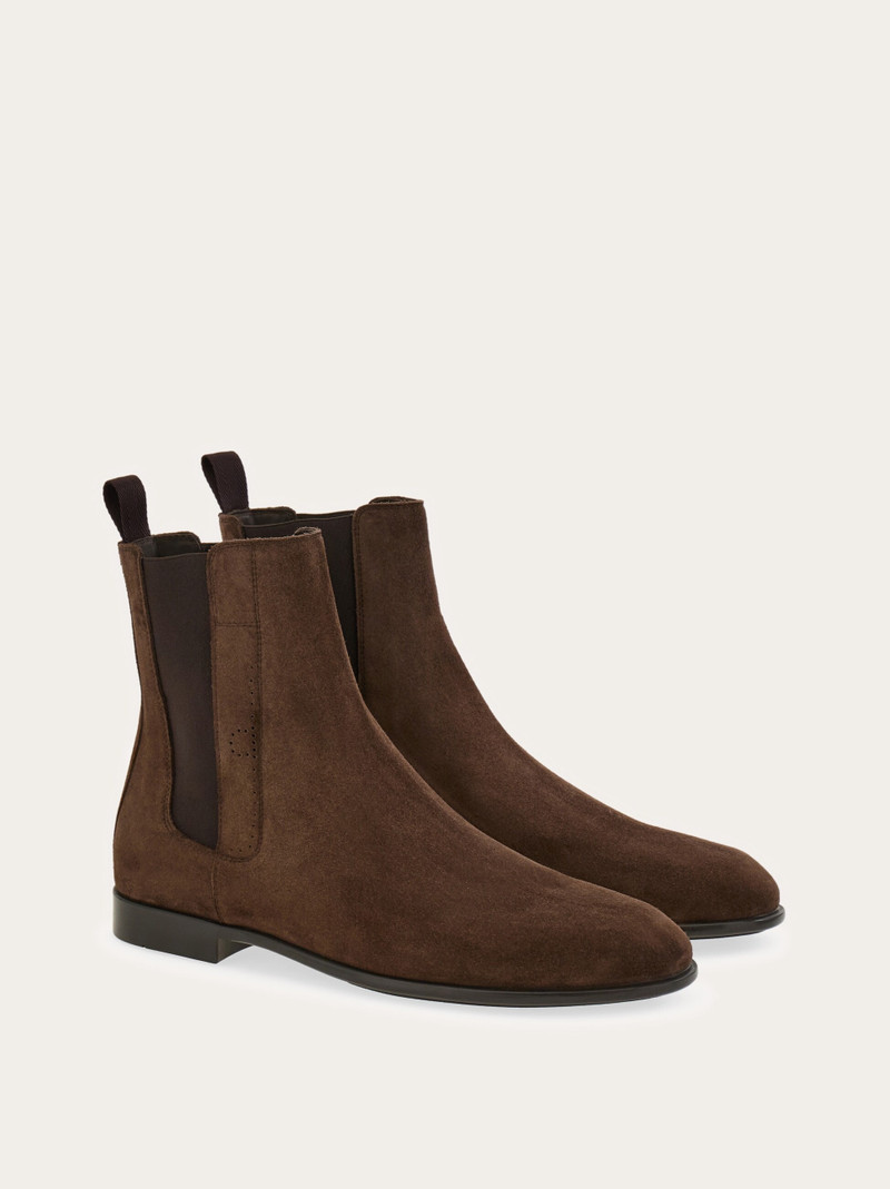Chelsea boot 5
