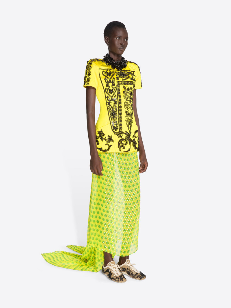 EMBROIDERED TAILORED TOP 3