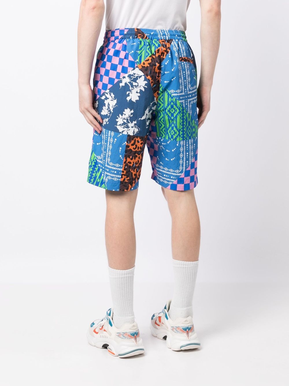 MULTI-PANEL KNEE-LENGTH SHORTS - 2