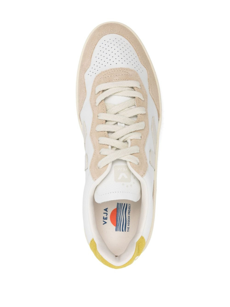 V-90 sneakers 4