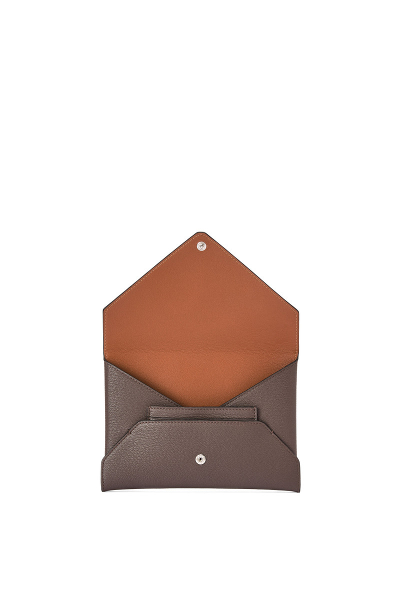 Loewe Envelope pouch in goatskin outlook