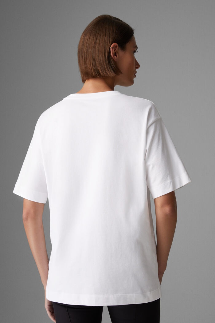Danila T-shirt in White - 3