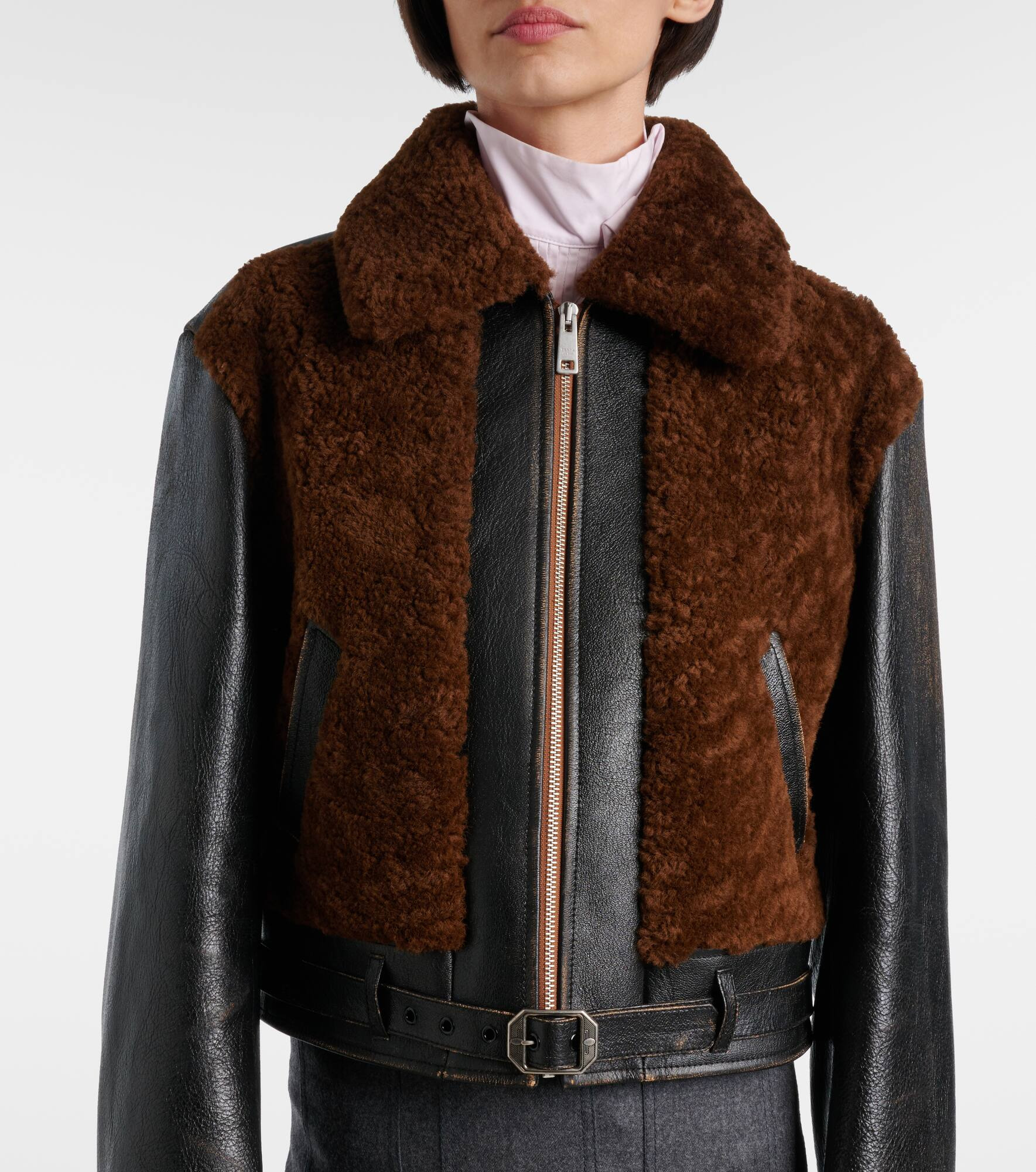 Belted shearling-trimmed leather jacket - 7