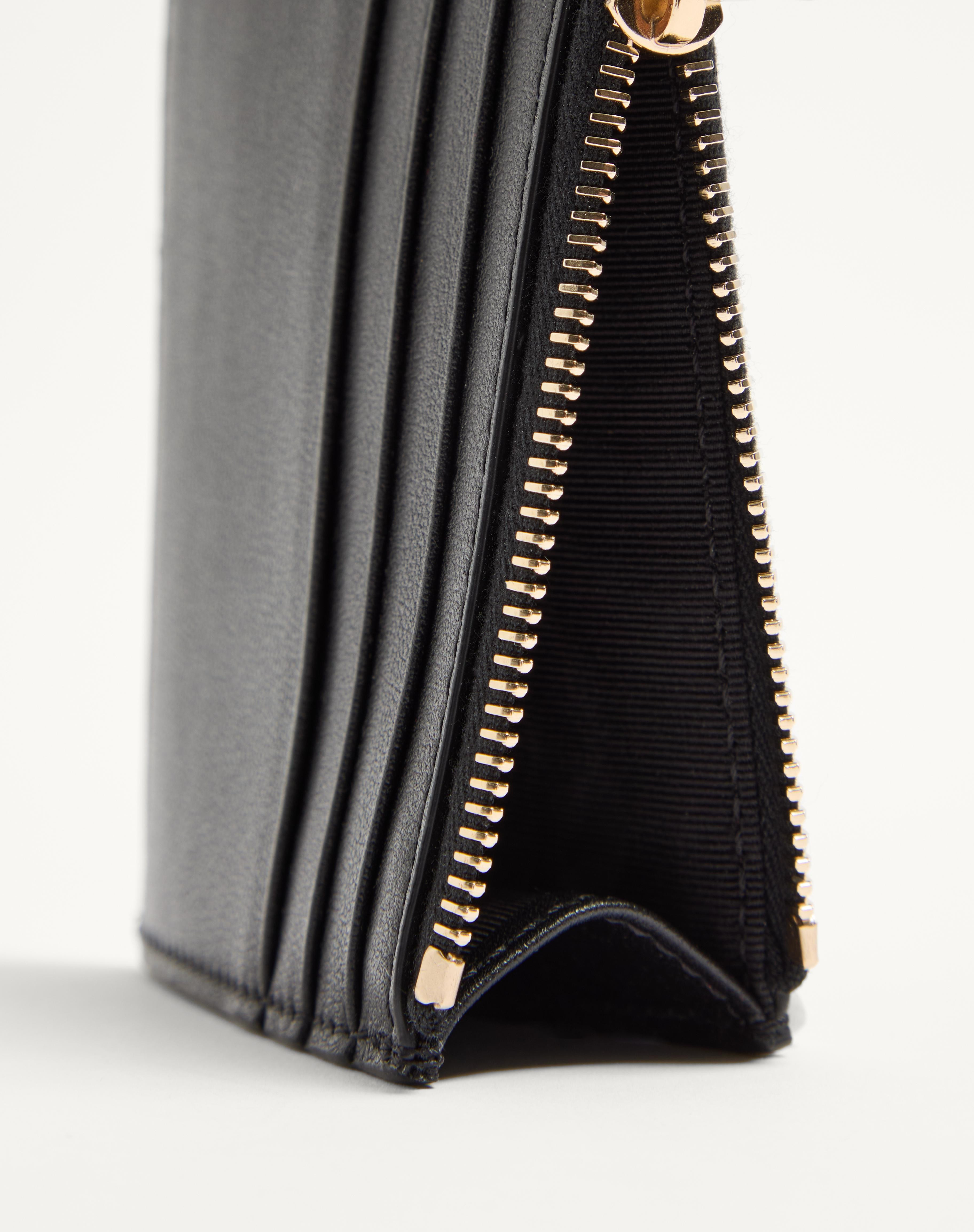 ROCKSTUD CALFSKIN CARDHOLDER WITH ZIPPER - 5