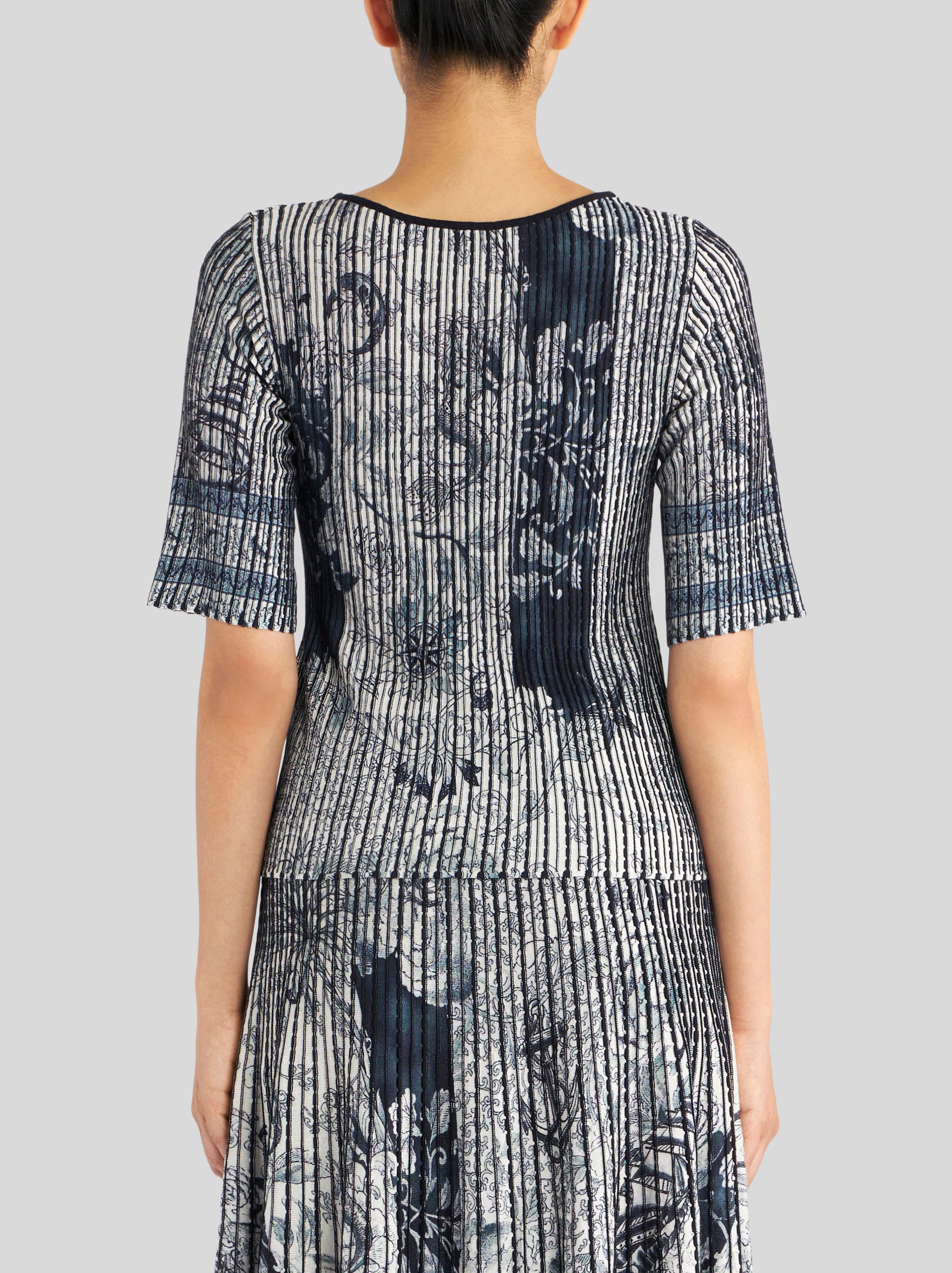 JUMPER WITH OLD SCHOOL TATTOO PRINT - 4