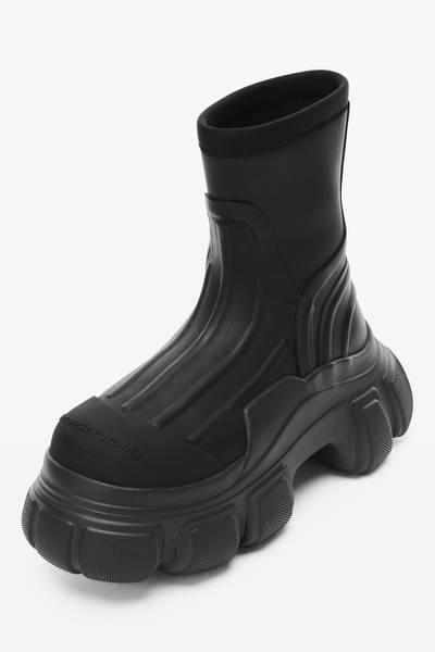 Alexander Wang STORM ANKLE BOOT IN RUBBER outlook