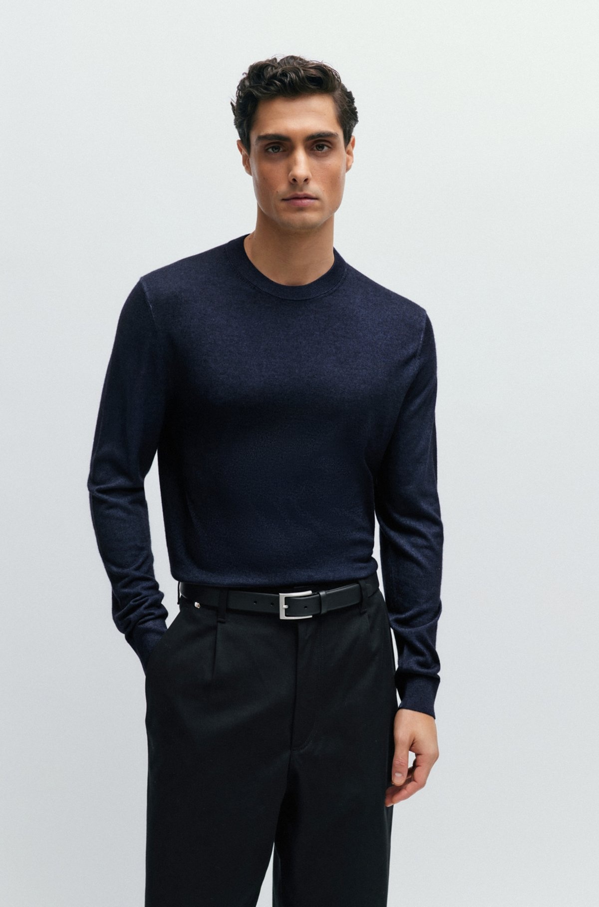 REGULAR-FIT SWEATER IN 100% CASHMERE WITH RIBBED CUFFS - 2
