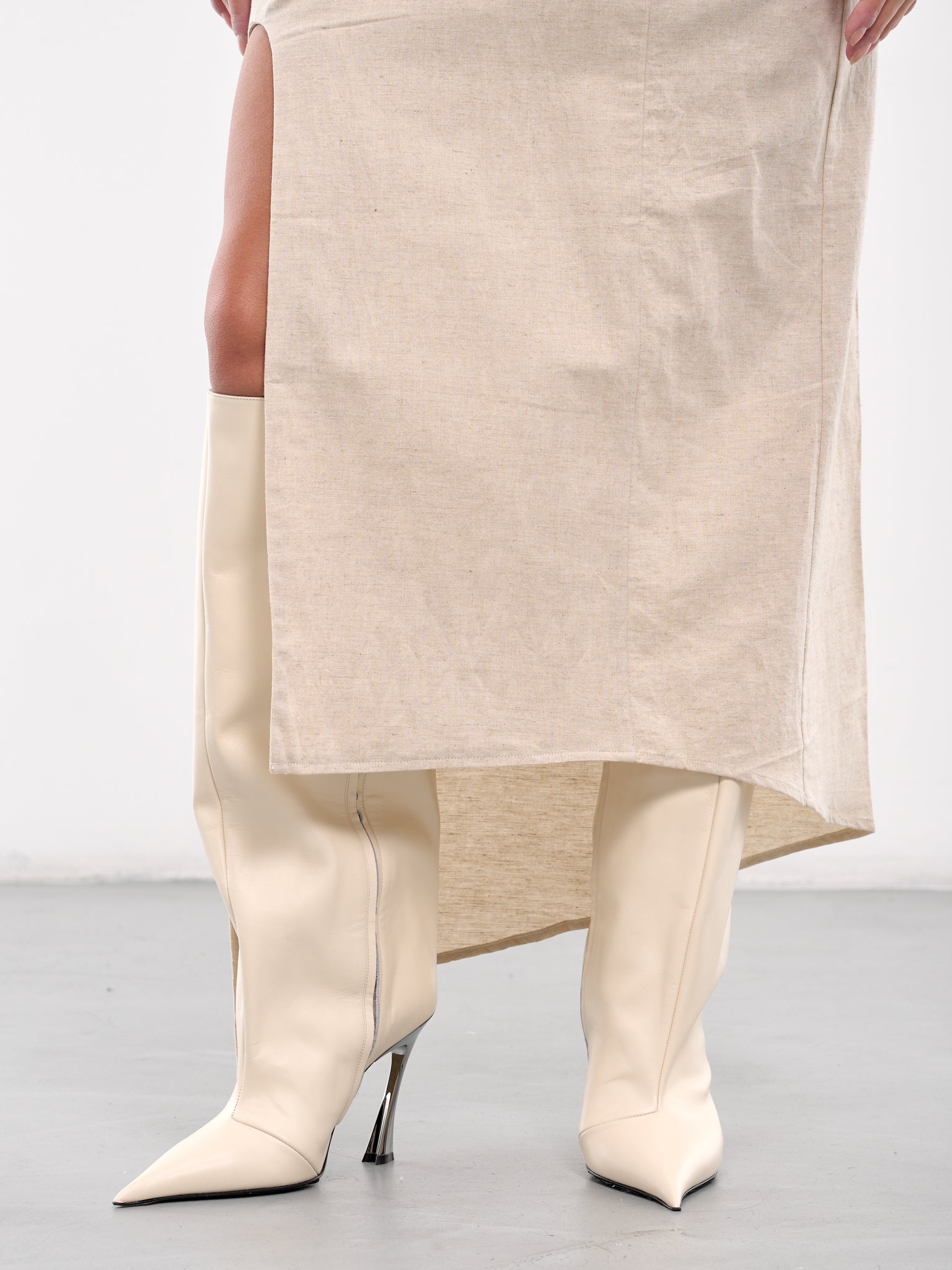 Oval Slit Skirt - 4