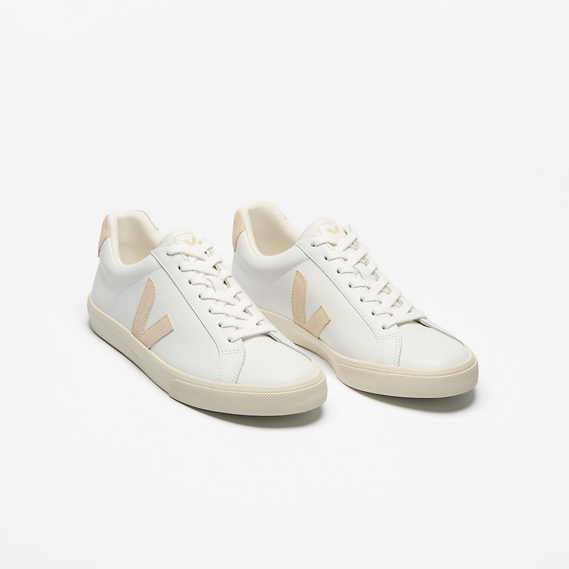 VEJA ESPLAR LEATHER WHITE SABLE outlook
