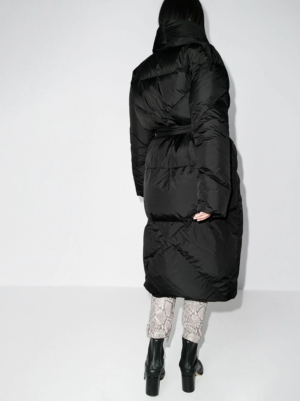 contrast-belt mid-length puffer coat - 3