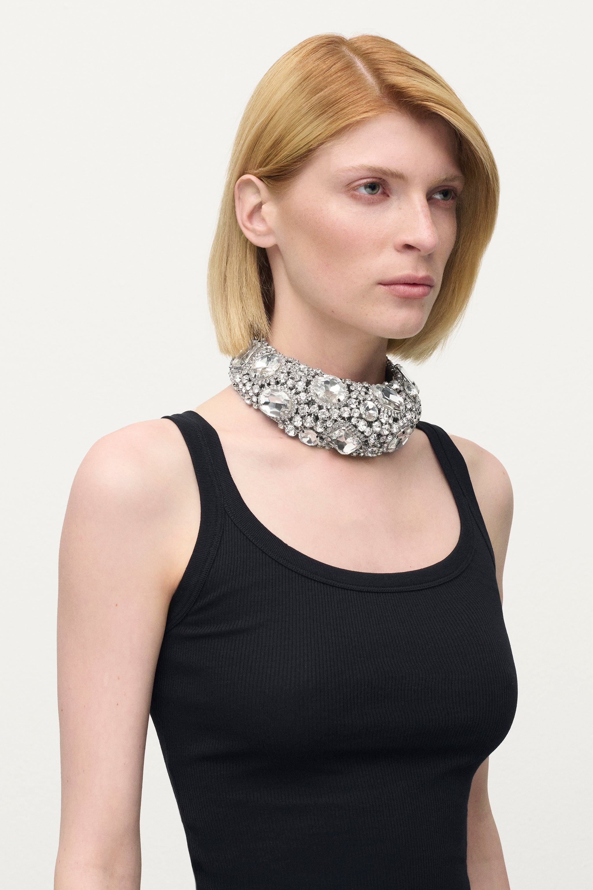 CRYSTAL CLUSTER CHOKER NECKLACE - 4