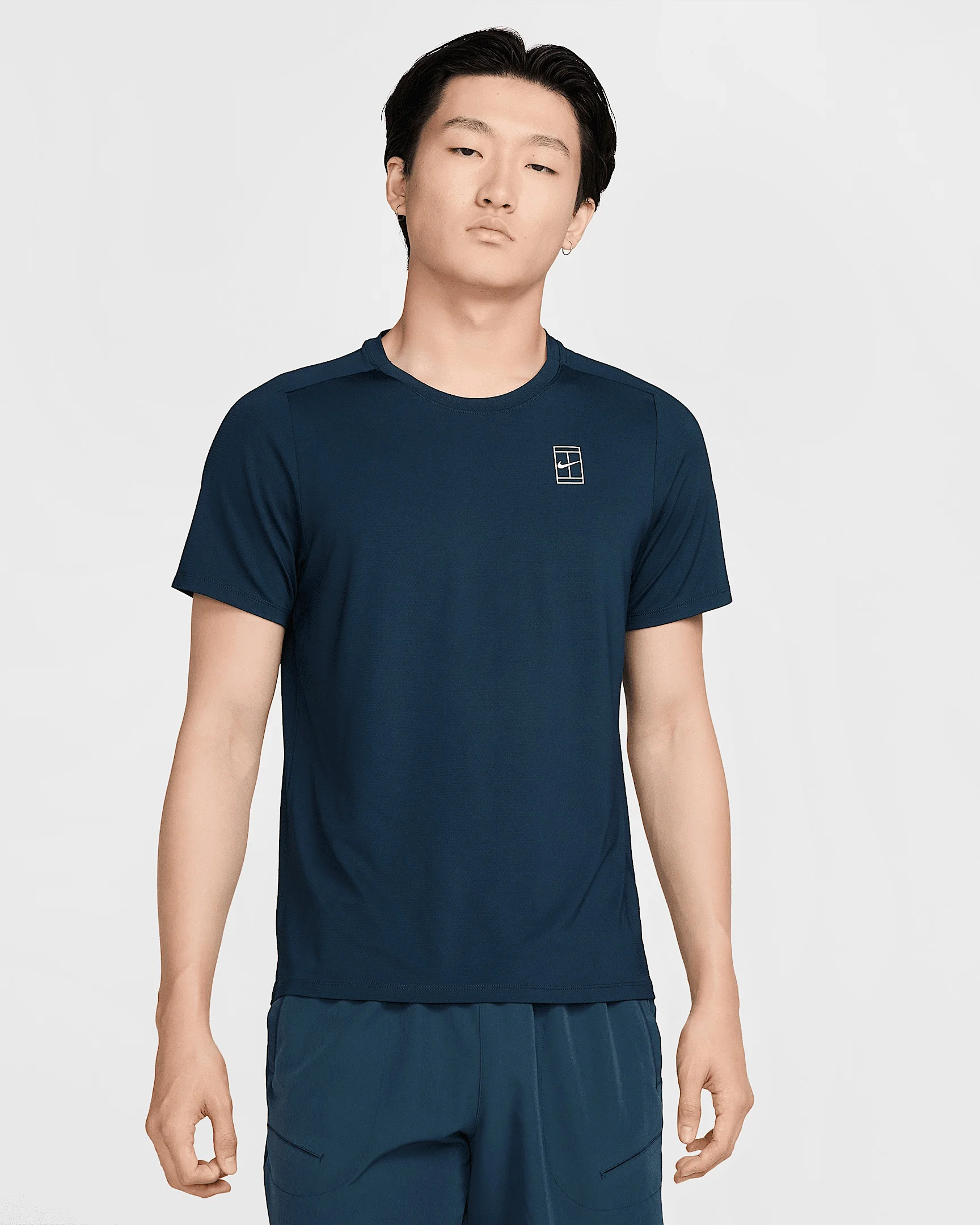 NikeCourt Advantage Men's Dri-FIT Tennis Top - 1