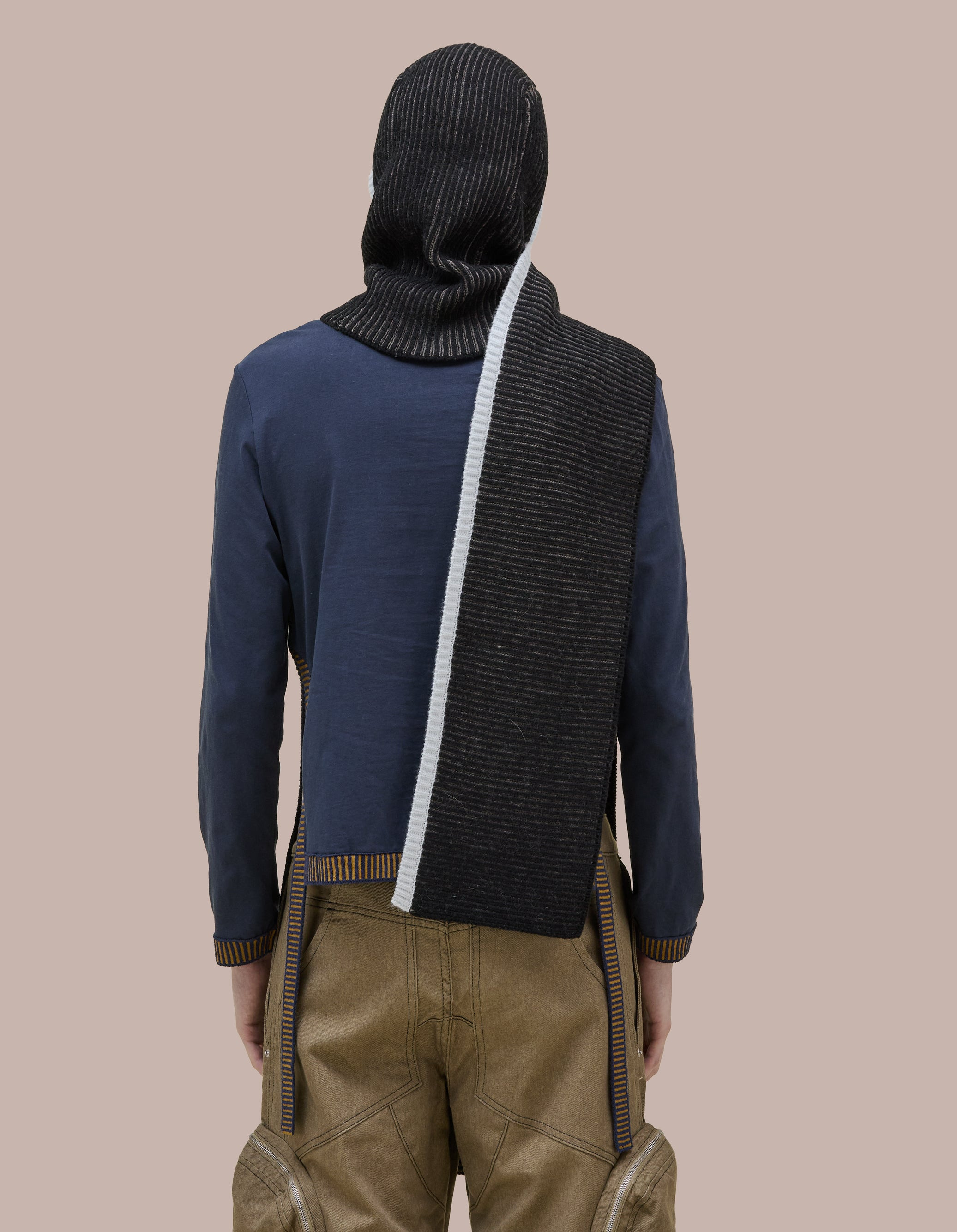 HUDDLE BONNET - 5