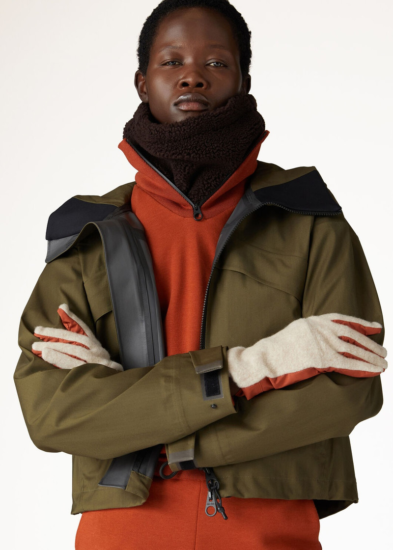 Loro Piana Bosia Gloves outlook