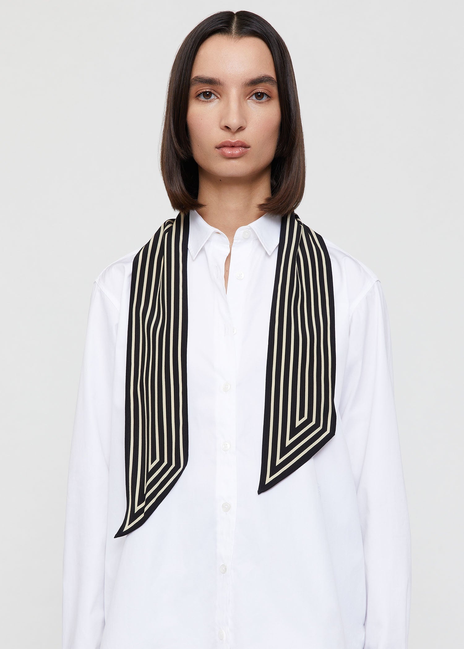 Signature monogram silk ribbon scarf black - 3