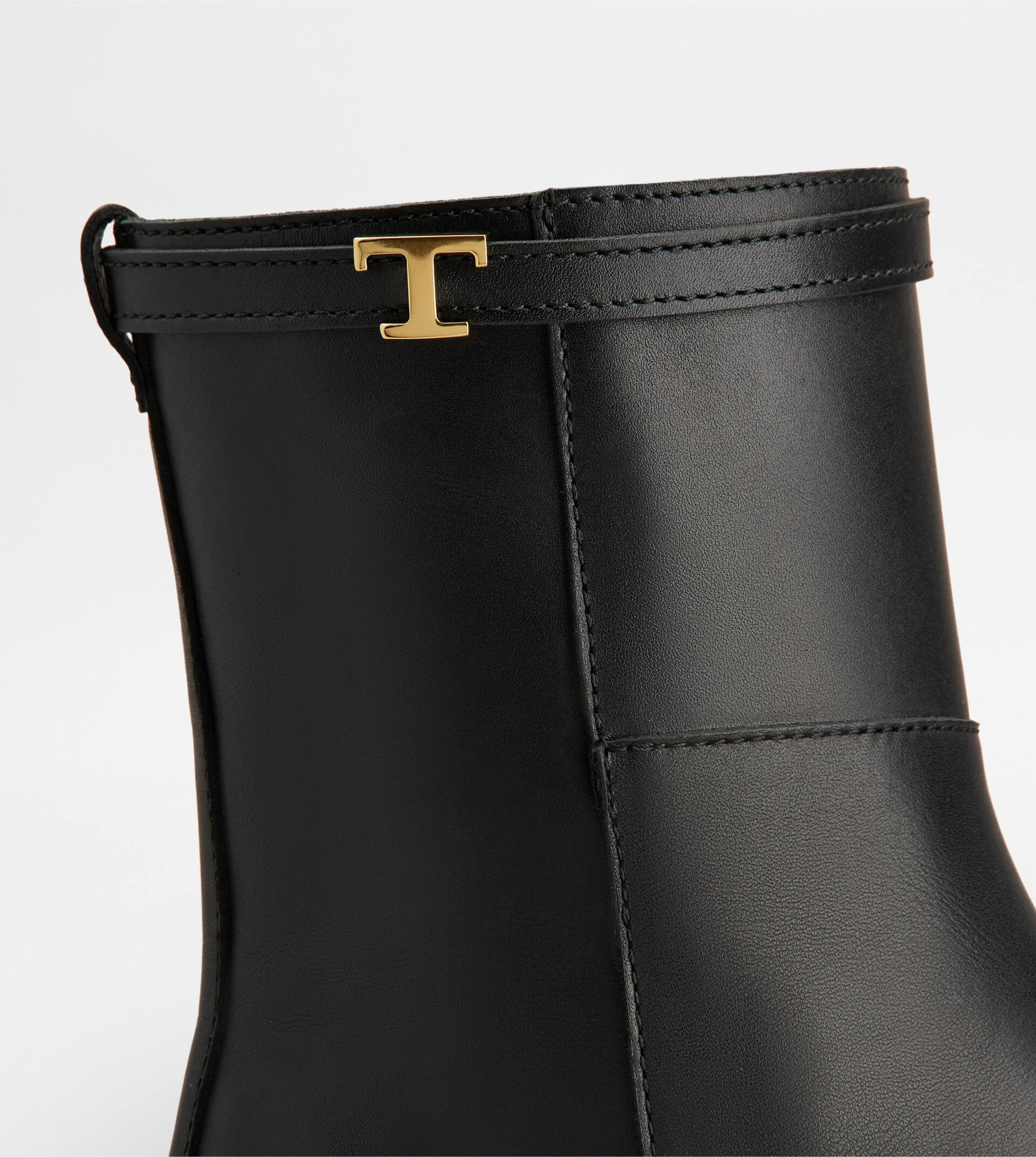 ANKLE BOOTS IN LEATHER - BLACK - 5