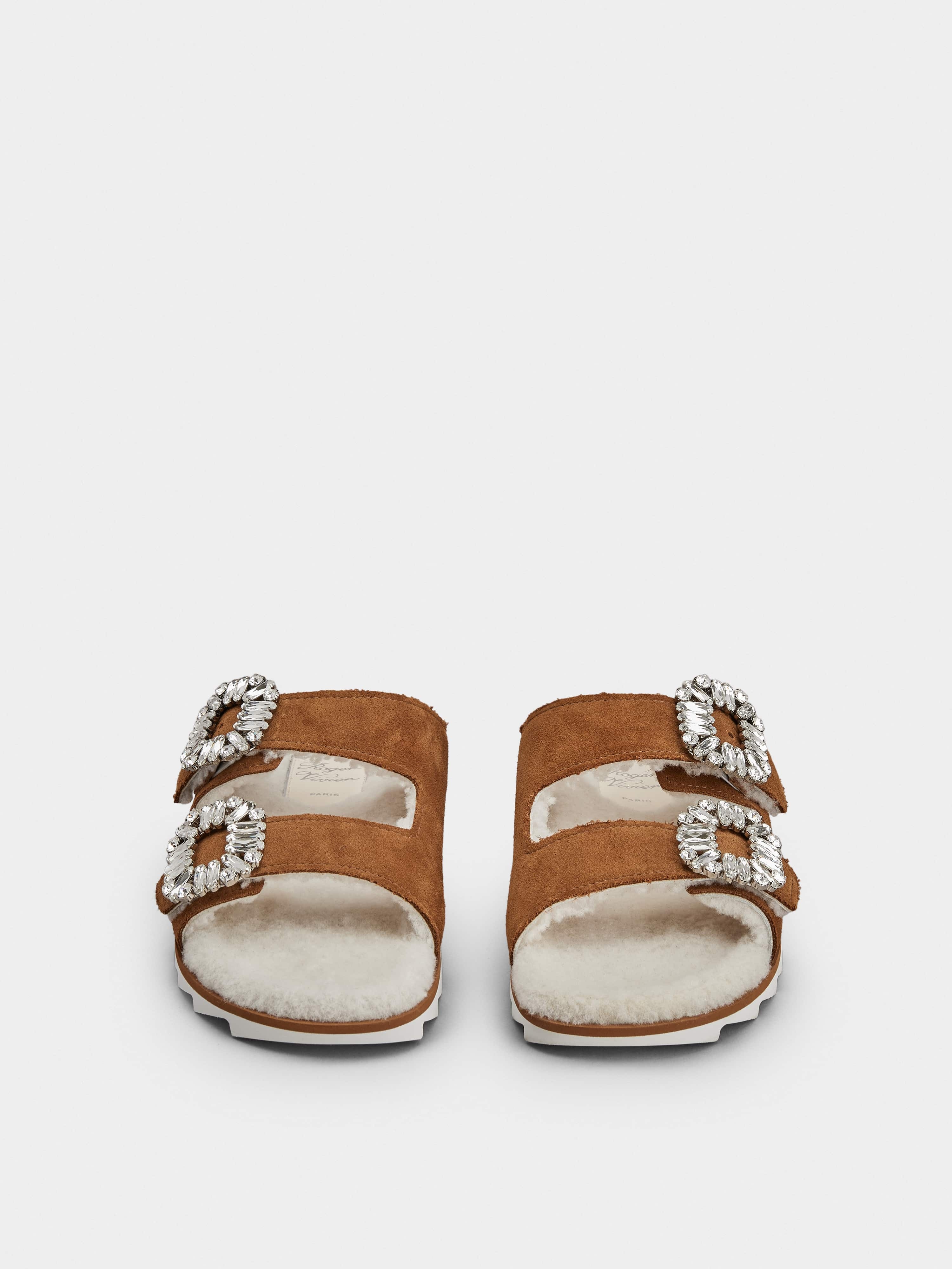 Slidy Viv' Fur Strass Buckle Mukes in Suede - 6