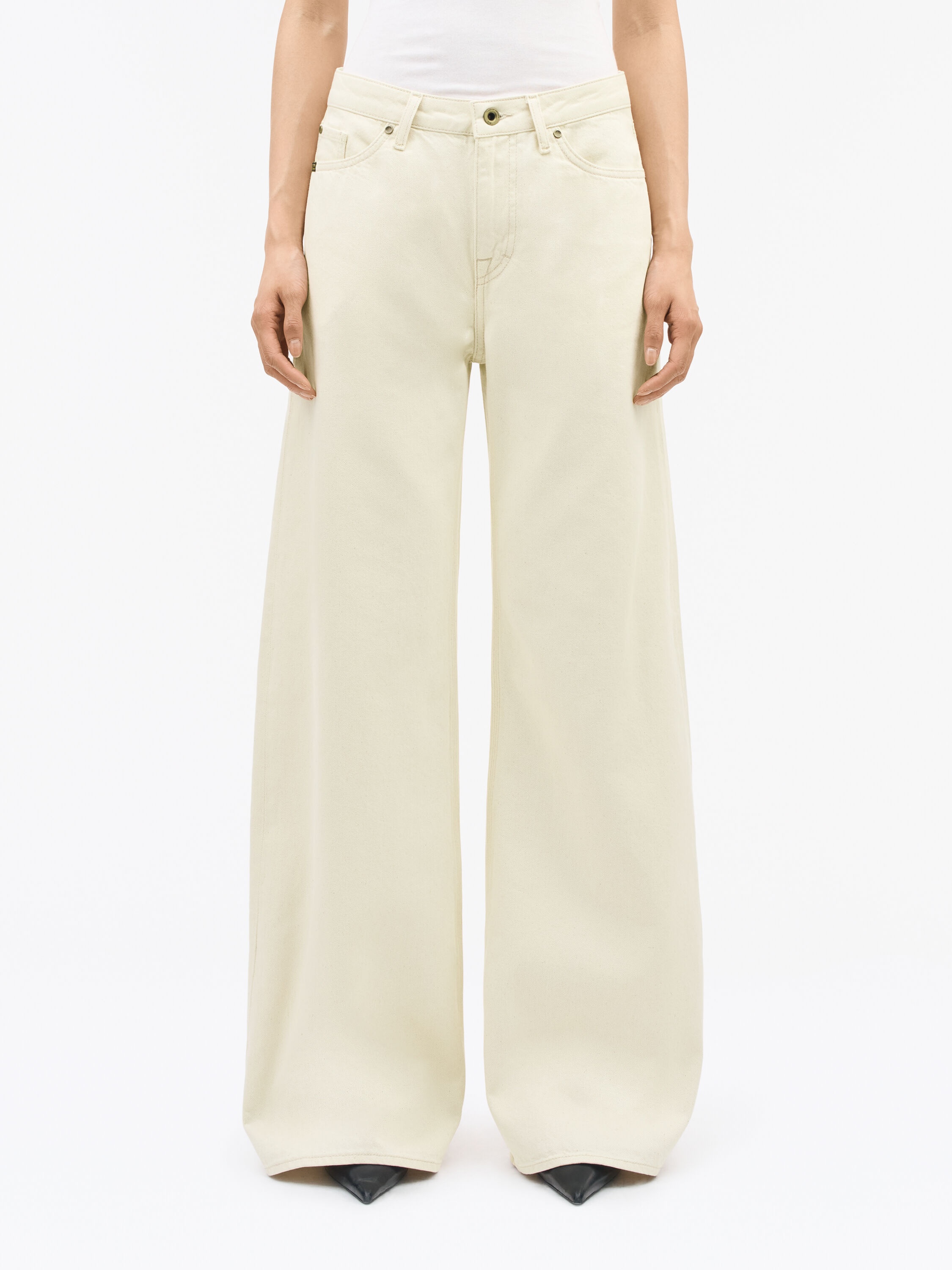 Kinne Relaxed Flare Jeans - 5