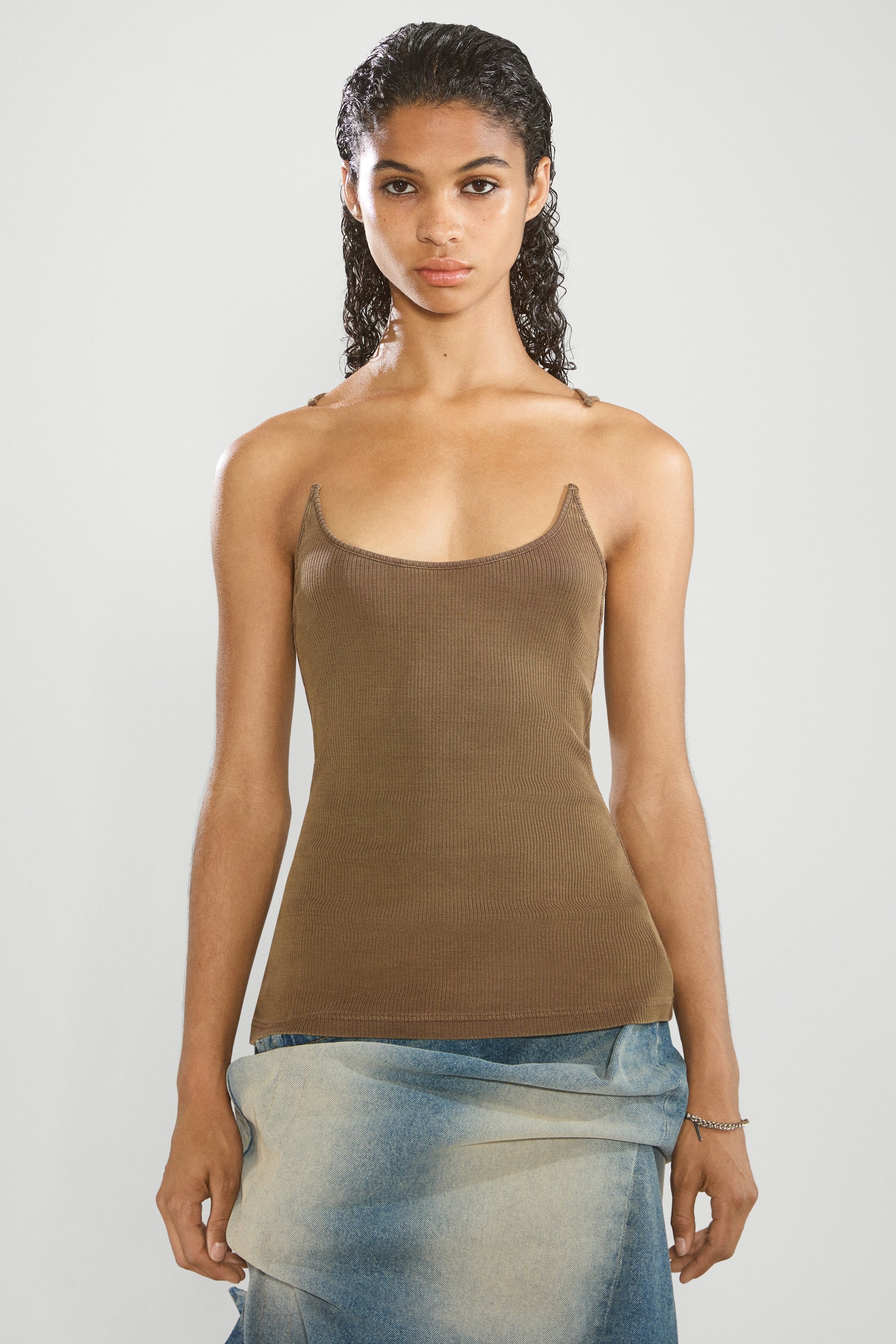 Invisible Strap Tank Top - 5