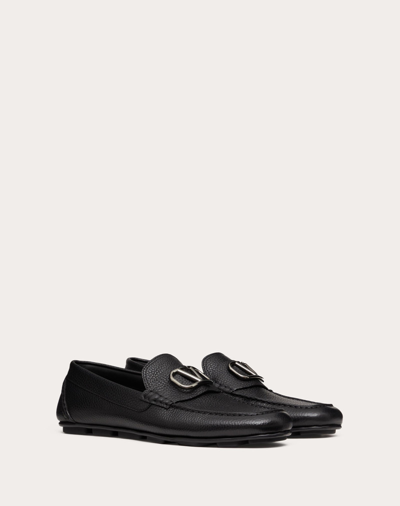 VLOGO SIGNATURE GRAINY CALFSKIN DRIVING SHOE 2