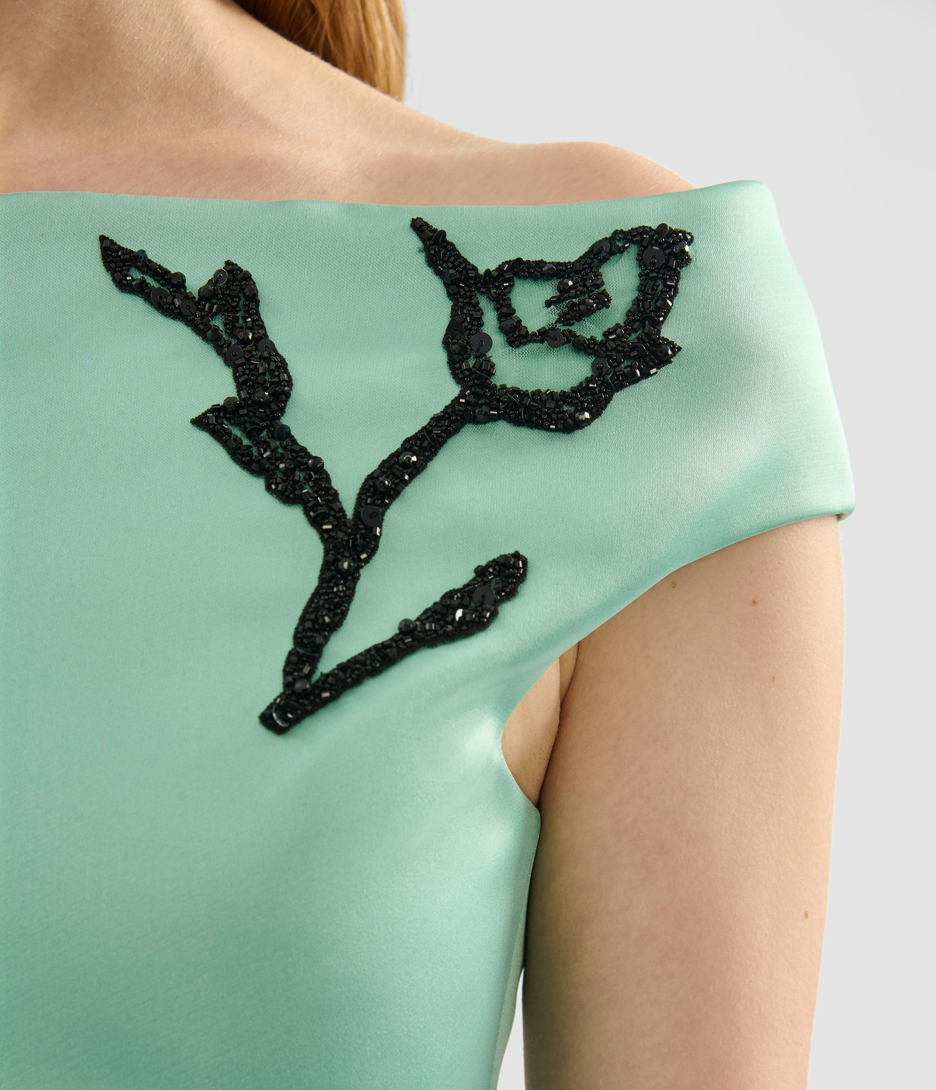 SHORT SLEEVE GOWN - 6