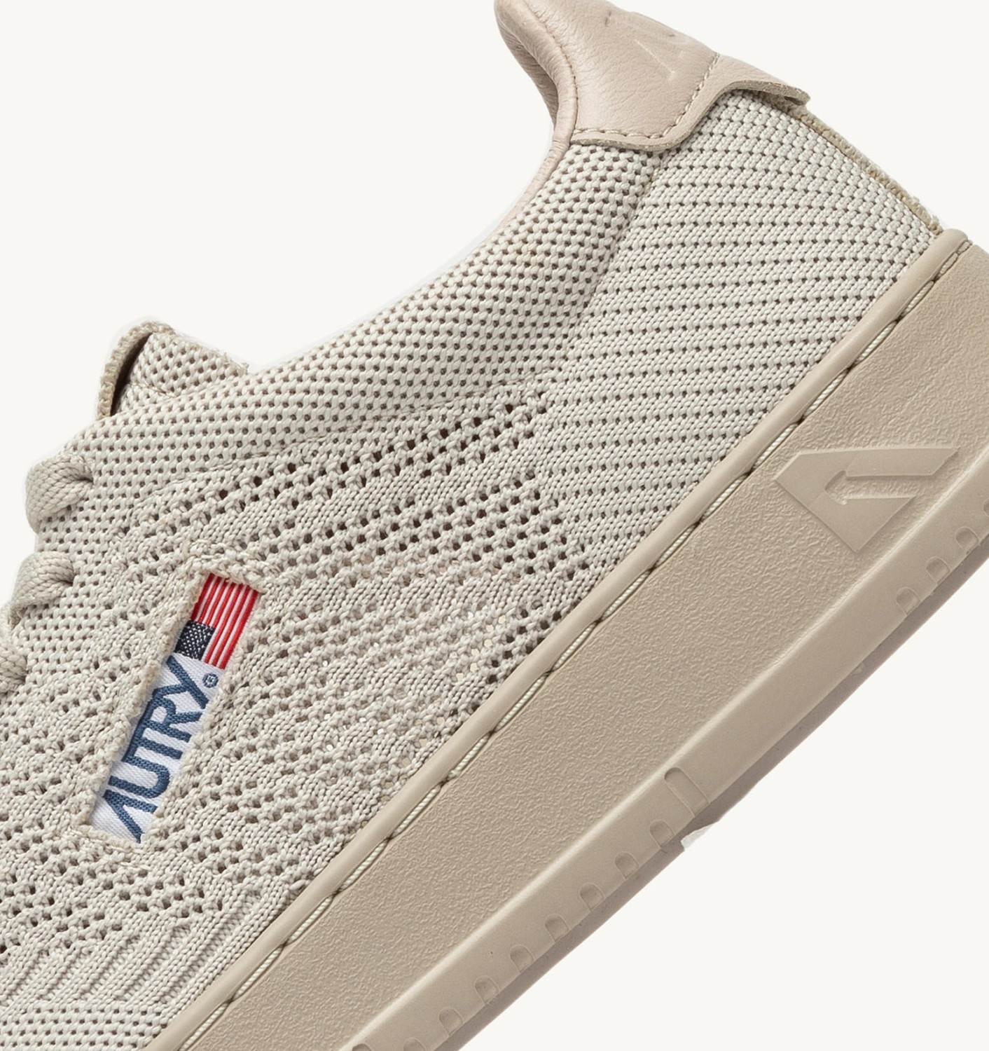 MEDALIST EASEKNIT LOW SNEAKERS IN GRAY MORNING KNIT - 6